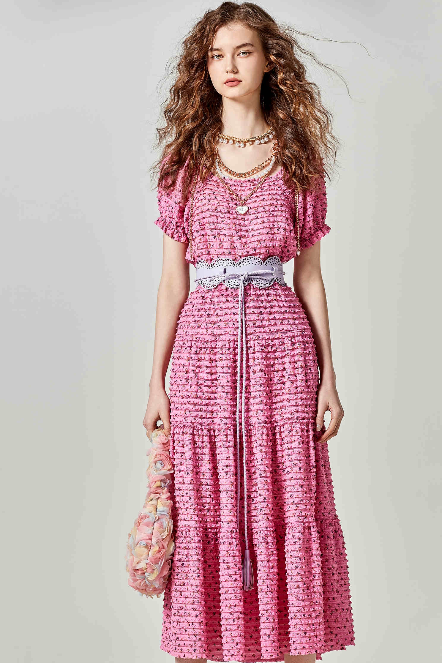 仙客萊粉蕾絲上衣仙客萊粉蕾絲上衣,上衣,春夏穿搭,約會特輯,蕾絲