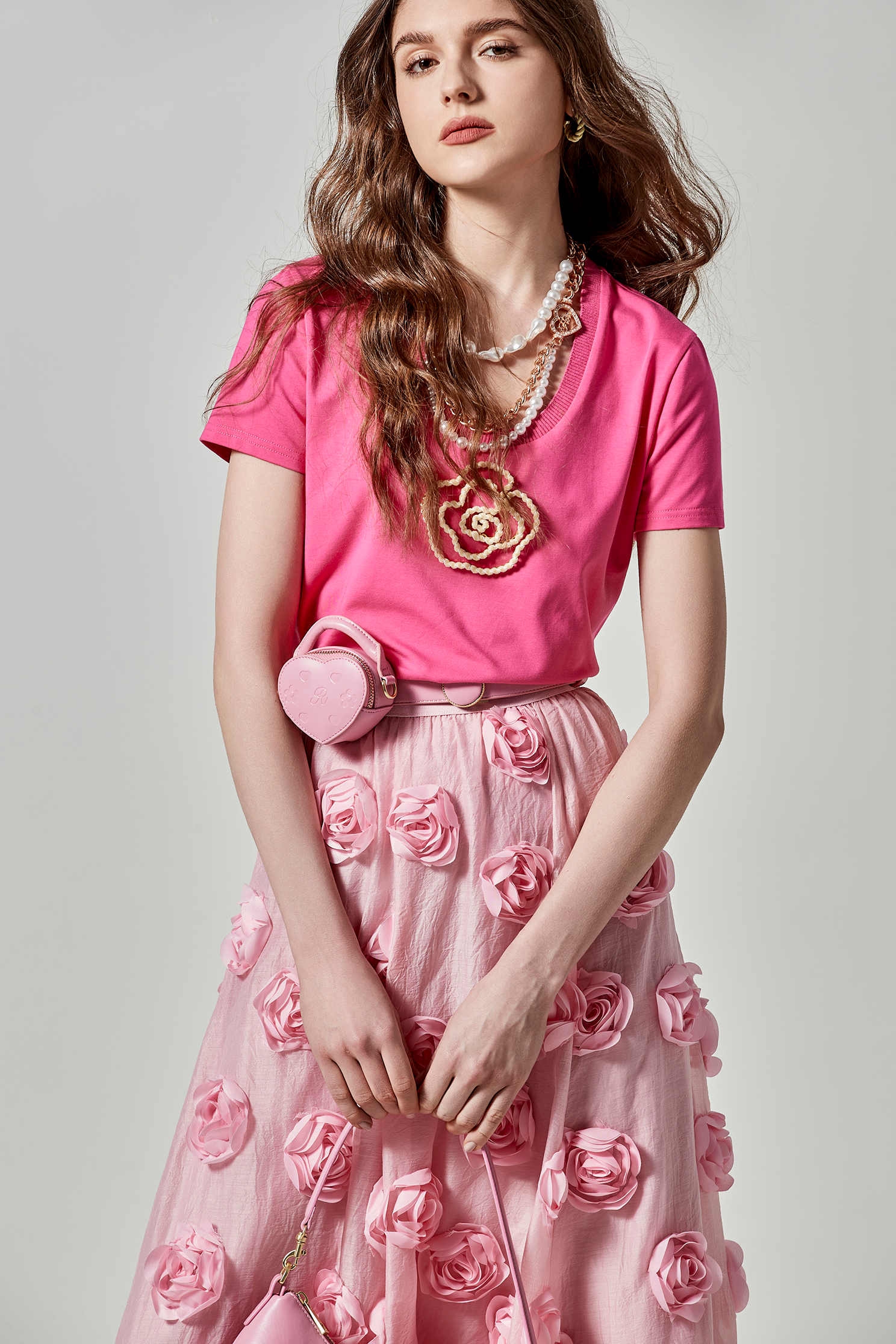 小香風織帶鍊花朵上衣小香風織帶鍊花朵上衣,上衣,人氣商品,小香風,春夏穿搭,毛呢花呢