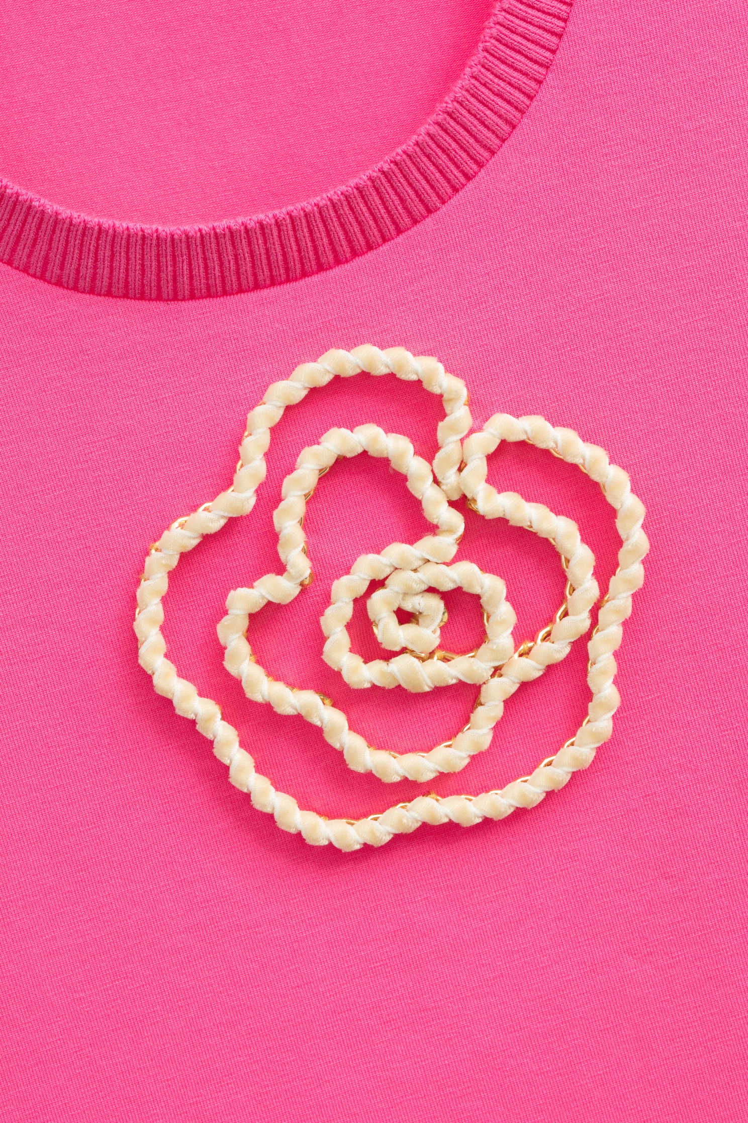 小香風織帶鍊花朵上衣小香風織帶鍊花朵上衣,上衣,人氣商品,小香風,春夏穿搭,毛呢花呢