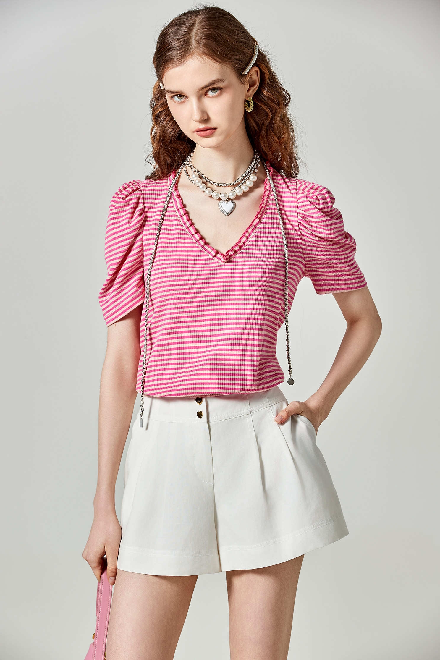 荷葉羅紋領單品上衣荷葉羅紋領單品上衣,上衣,春夏穿搭,條紋,荷葉,針織