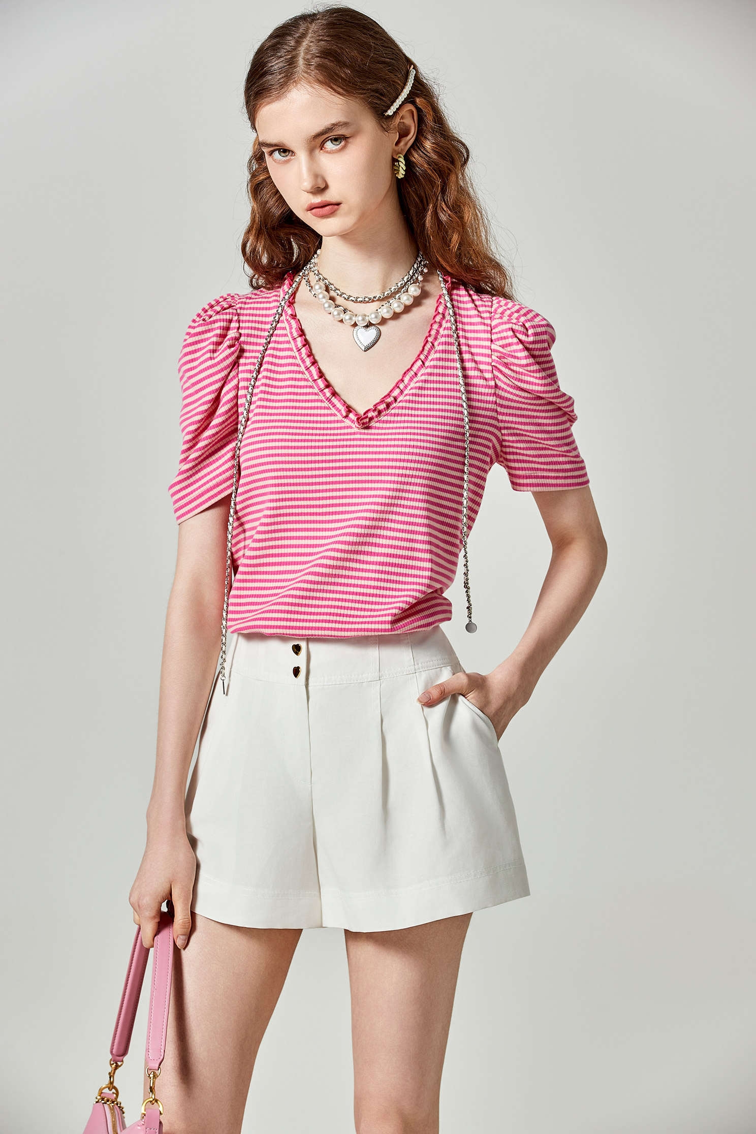 荷葉羅紋領單品上衣荷葉羅紋領單品上衣,上衣,春夏穿搭,條紋,荷葉,針織