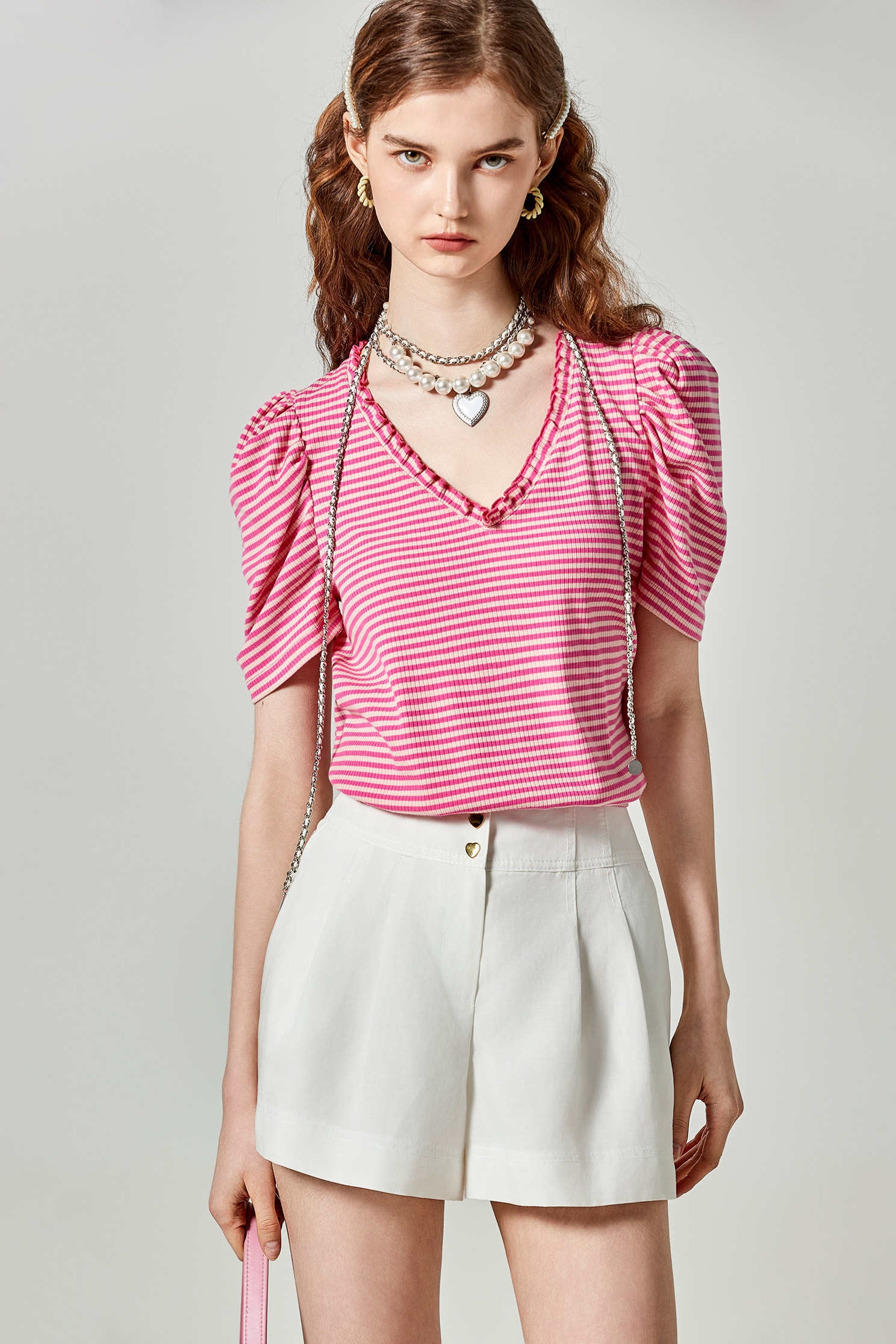 荷葉羅紋領單品上衣荷葉羅紋領單品上衣,上衣,春夏穿搭,條紋,荷葉,針織