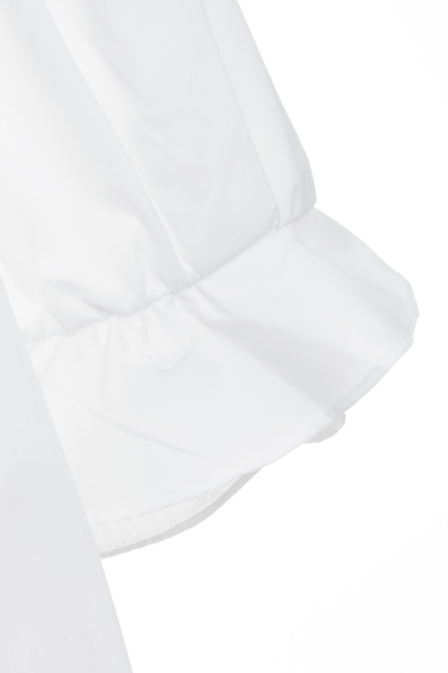 蕾絲配荷葉造型上衣蕾絲配荷葉造型上衣,V領上衣,上班OL穿搭,上衣,春夏穿搭,約會特輯,荷葉,蕾絲,蕾絲上衣