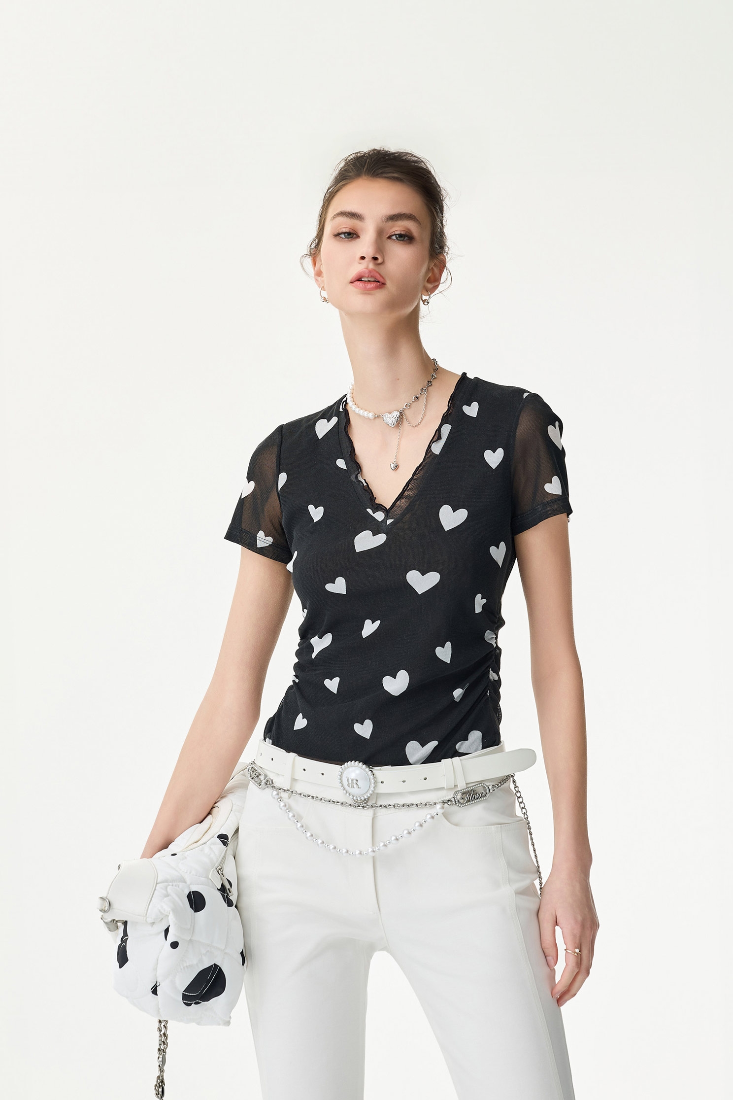 滿天心V領襪布上衣滿天心V領襪布上衣,V領上衣,上衣,人氣商品,春夏穿搭,時髦成套搭配,約會特輯