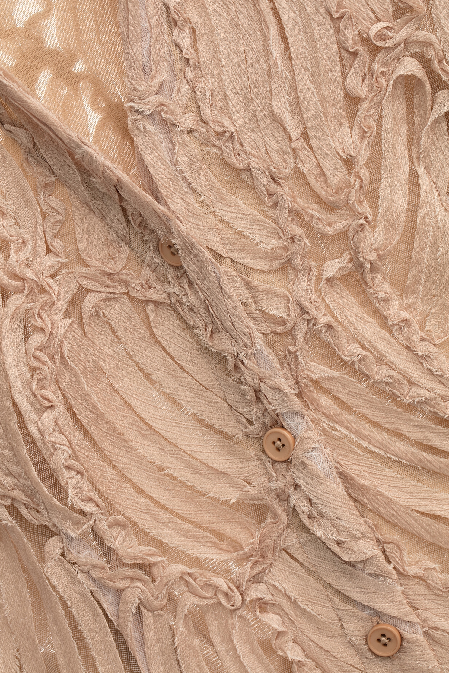 珍珠項鍊網紗立體繞花上衣珍珠項鍊網紗立體繞花上衣,上班OL穿搭,上衣,珍珠,秋冬穿搭,網紗,襯衫,項鍊