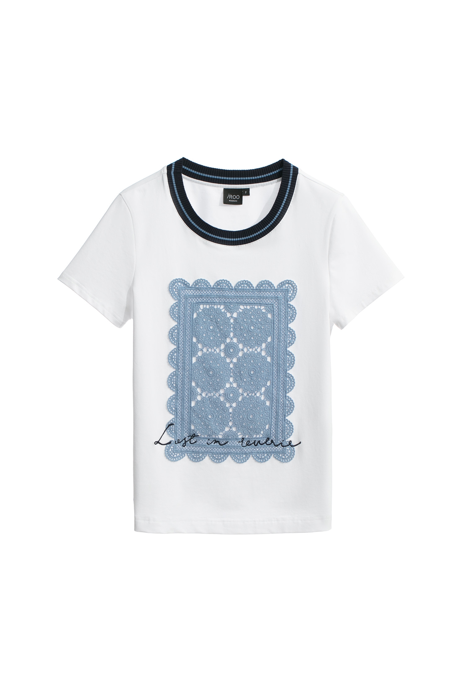 晴空藍精緻蕾絲繡花Ｔ晴空藍精緻蕾絲繡花Ｔ,T-Shirt,上衣,人氣商品,白色上衣,秋冬穿搭,純棉,繡花,蕾絲