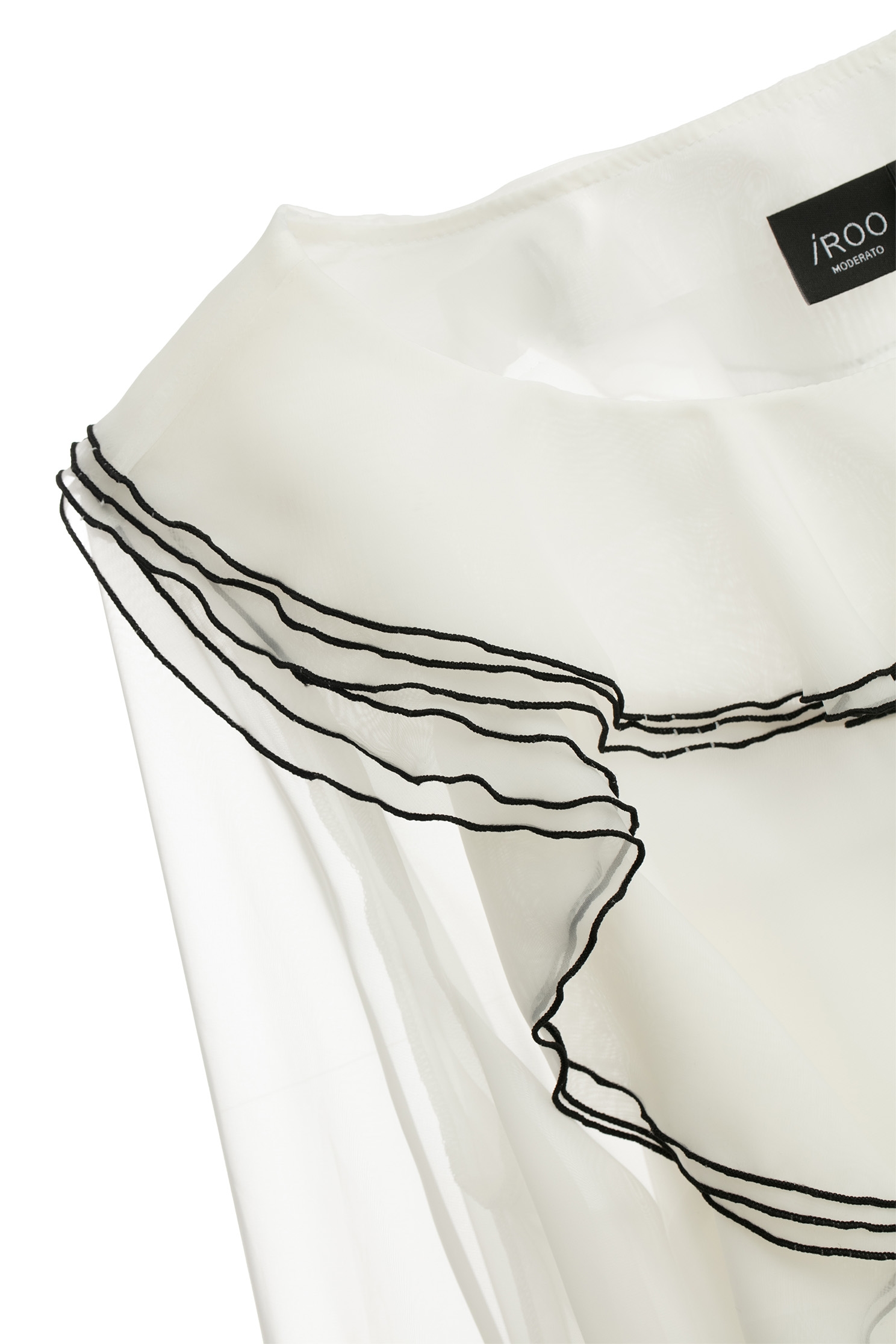 奶油白黑邊荷葉長袖上衣奶油白黑邊荷葉長袖上衣,上衣,內搭上衣,白色上衣,秋冬穿搭,荷葉