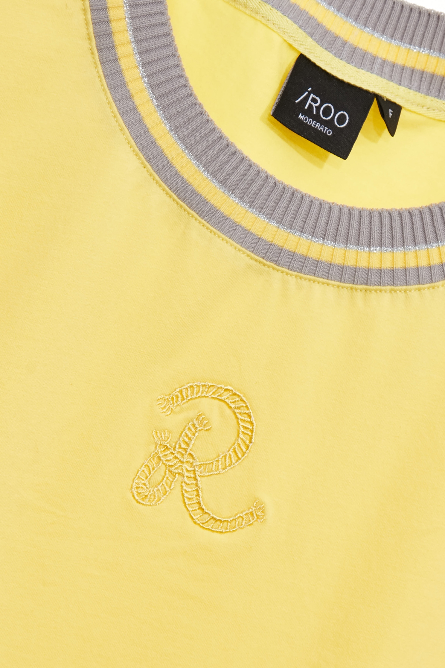 撞色羅紋領陽光黃Ｔ撞色羅紋領陽光黃Ｔ,T-Shirt,春夏穿搭,純棉,繡花,輕奢度假,輕奢渡假