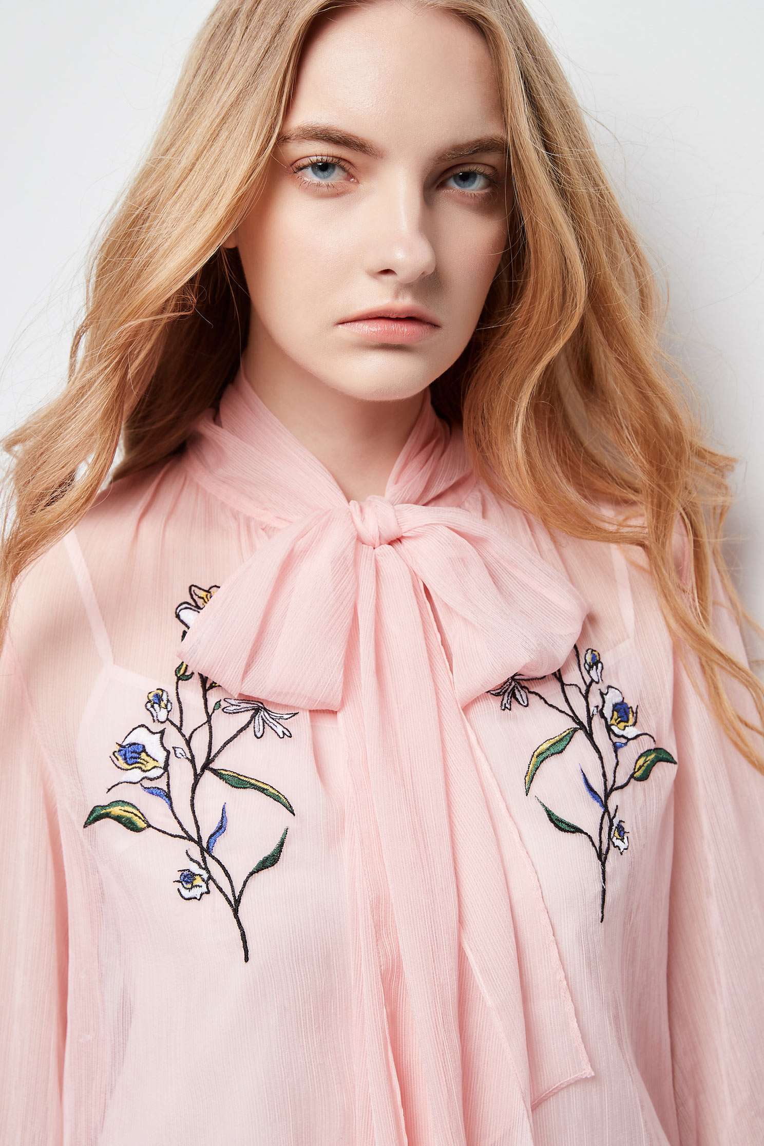 Embroidered chiffon shirts,top,embroidery,embroideredtop,i-select,embroidered,embroideredtop,blouse,longsleevetop,chiffon,chiffontop