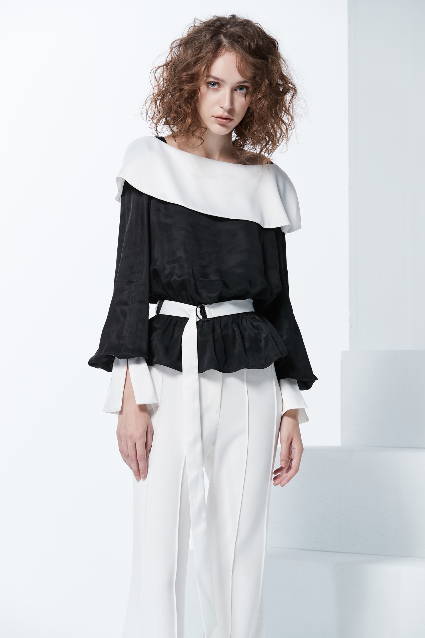 Off the shoulder top,top,earthsigns,longsleevetop