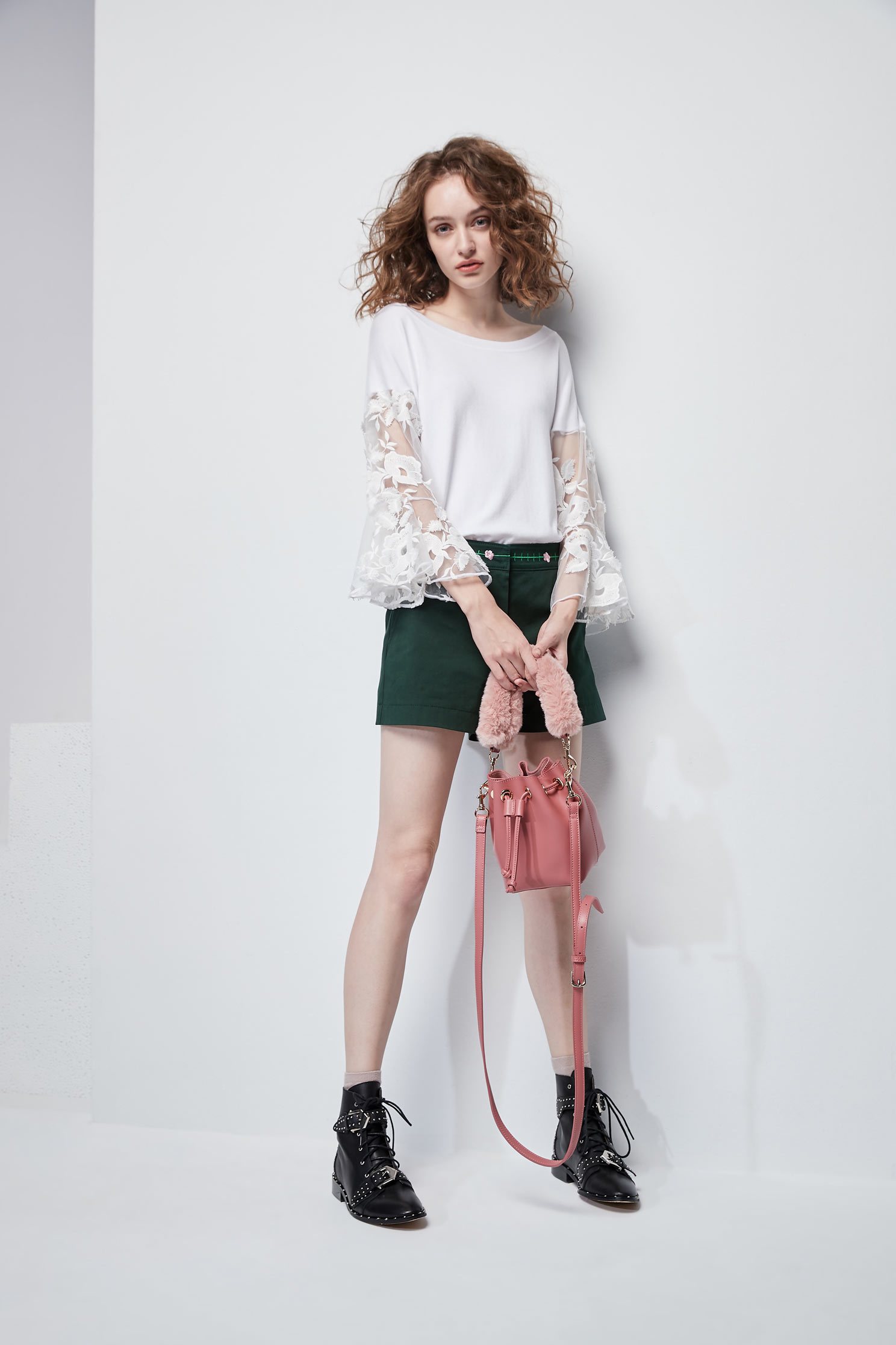 Mixed lace shirts,top,whitetop,lace,lacedtop,see-throughtop,knitting,knittedtop,knittedtop,longsleevetop,girlfriendsspringtour