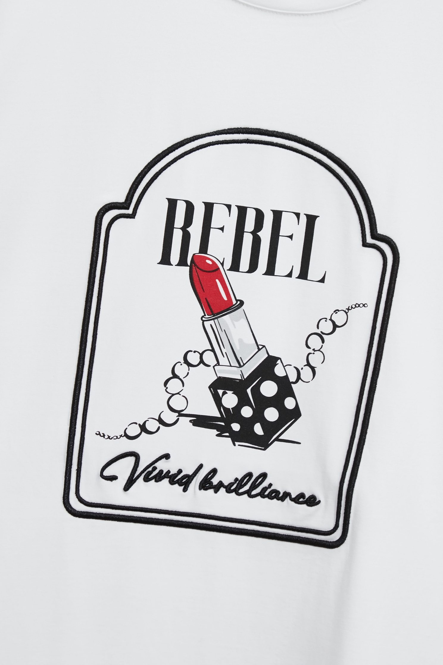 點點口紅印花寬鬆T點點口紅印花寬鬆T,T-Shirt,上衣,春夏穿搭,白色上衣