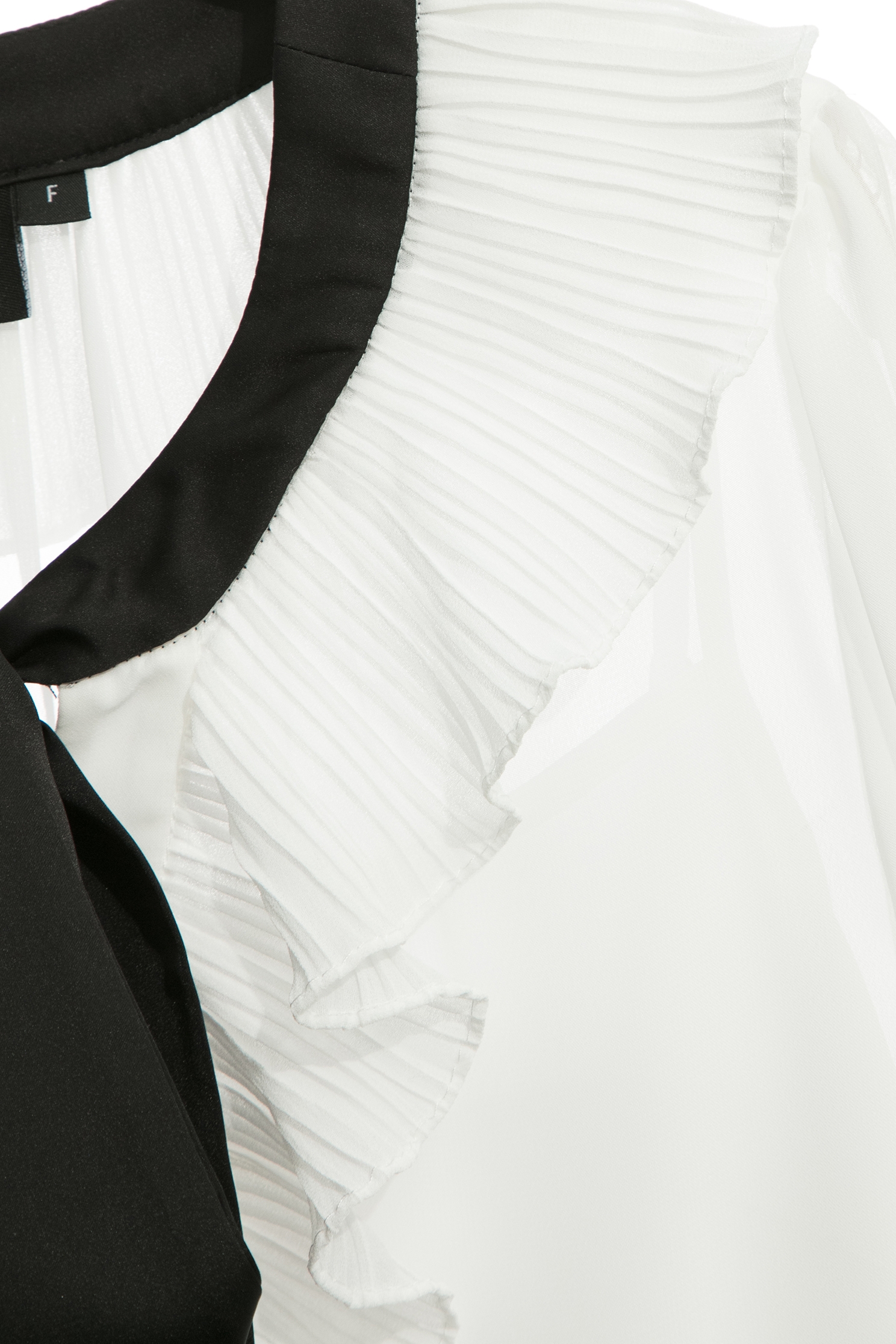 厚雪紡綁結上衣厚雪紡綁結上衣,一般背心,一般背心馬甲,上衣,內搭上衣,白色上衣,秋冬穿搭,背心,荷葉,雪紡