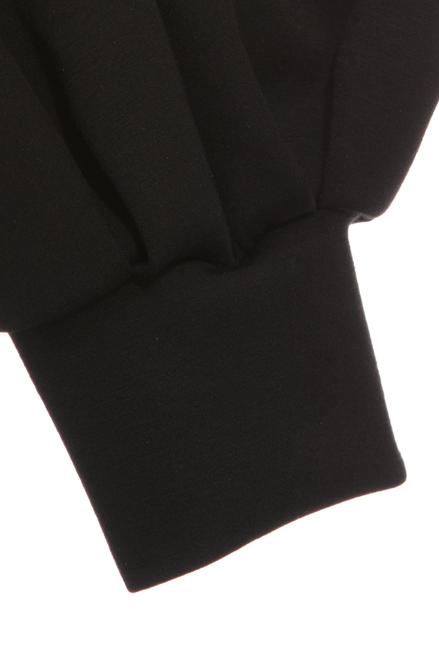 刺繡花朵造型上衣刺繡花朵造型上衣,上衣,人氣商品,刺繡,秋冬穿搭,繡花,花花世界,黑色上衣