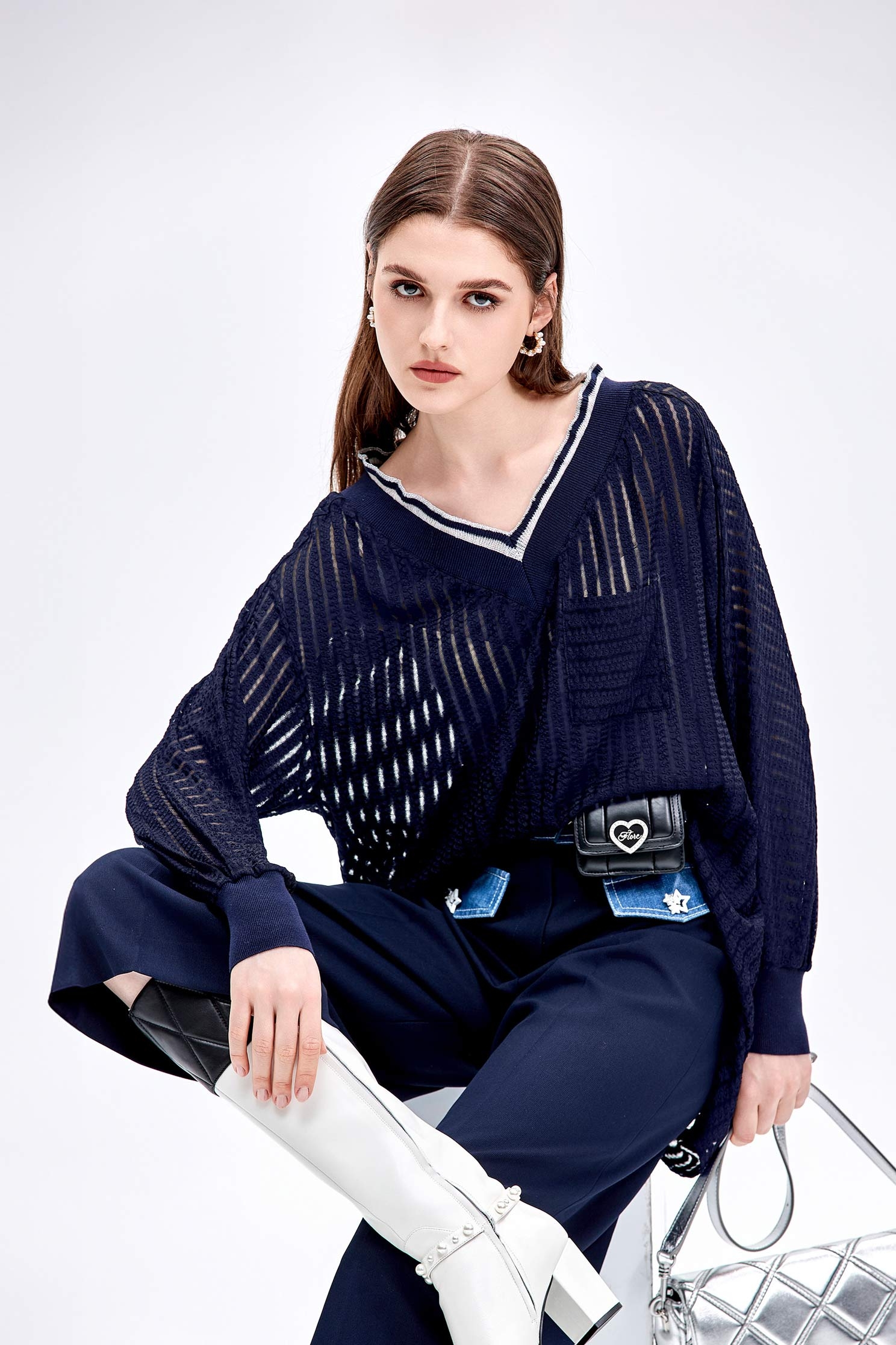 簍空條長版上衣簍空條長版上衣,上衣,秋冬穿搭