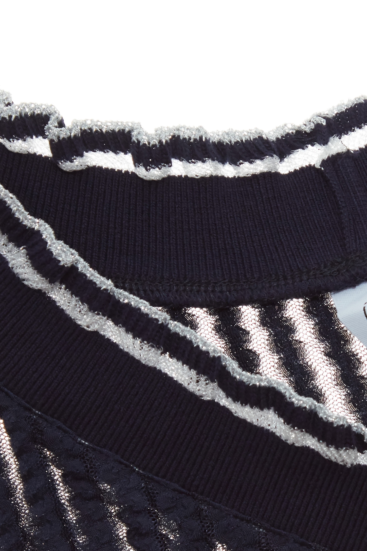 簍空條長版上衣簍空條長版上衣,上衣,秋冬穿搭