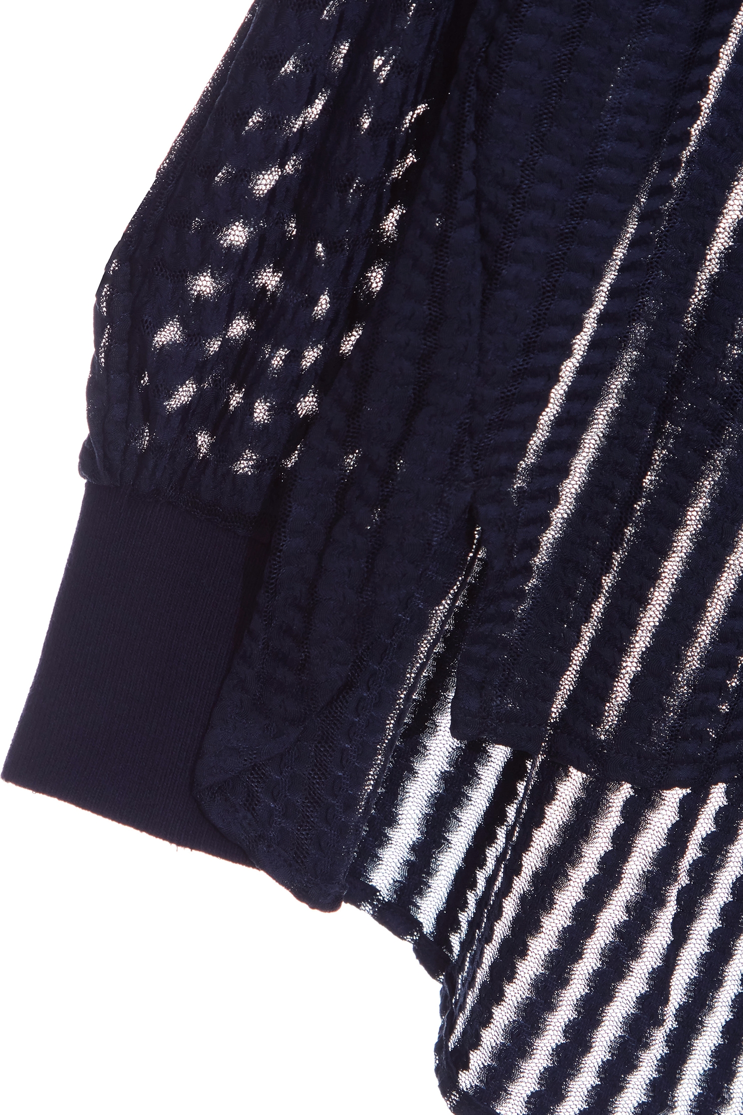 簍空條長版上衣簍空條長版上衣,上衣,秋冬穿搭