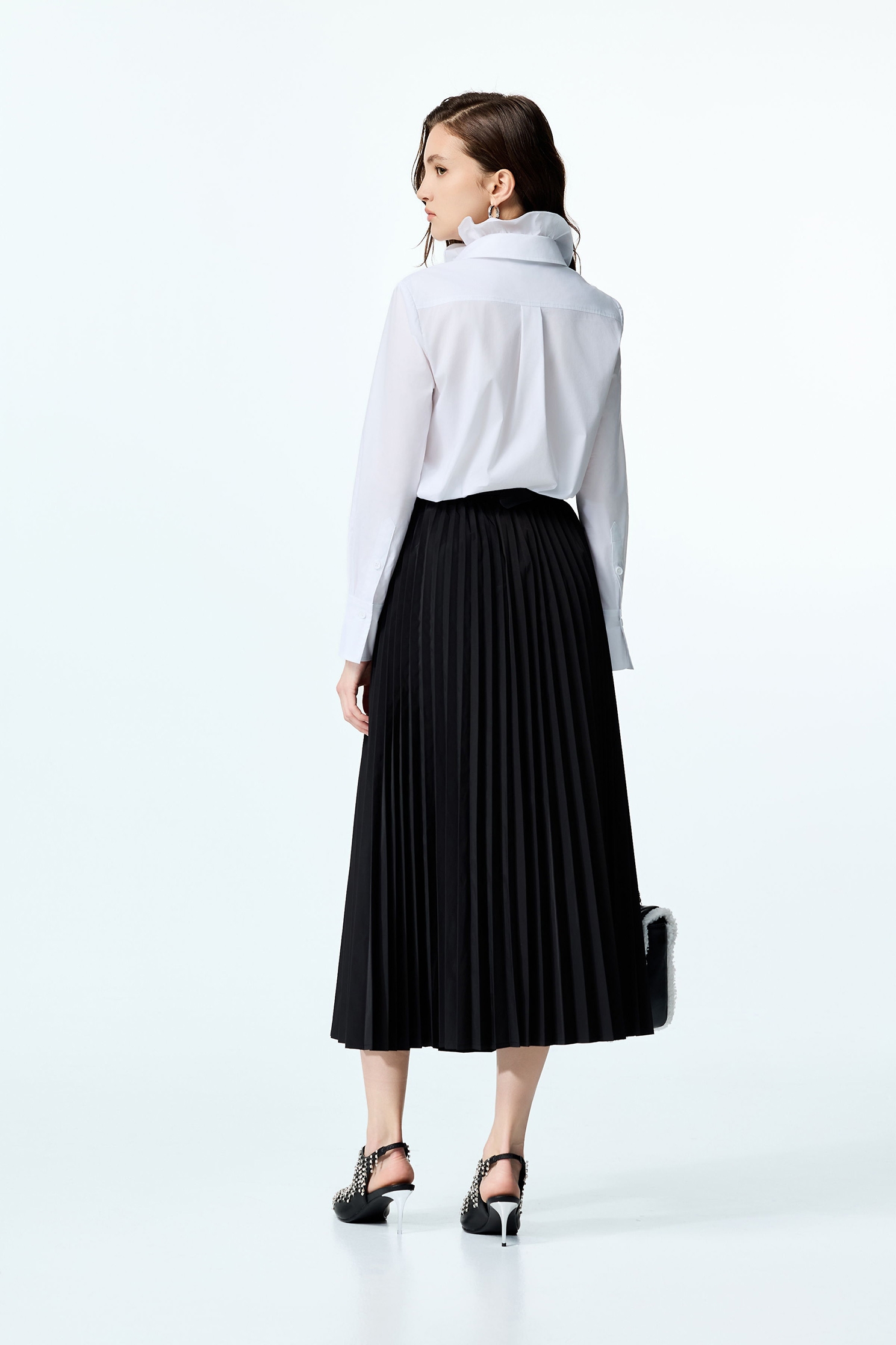 馬戲團圖騰彈性荷葉襯衫馬戲團圖騰彈性荷葉襯衫,上班OL穿搭,秋冬穿搭,荷葉,襯衫