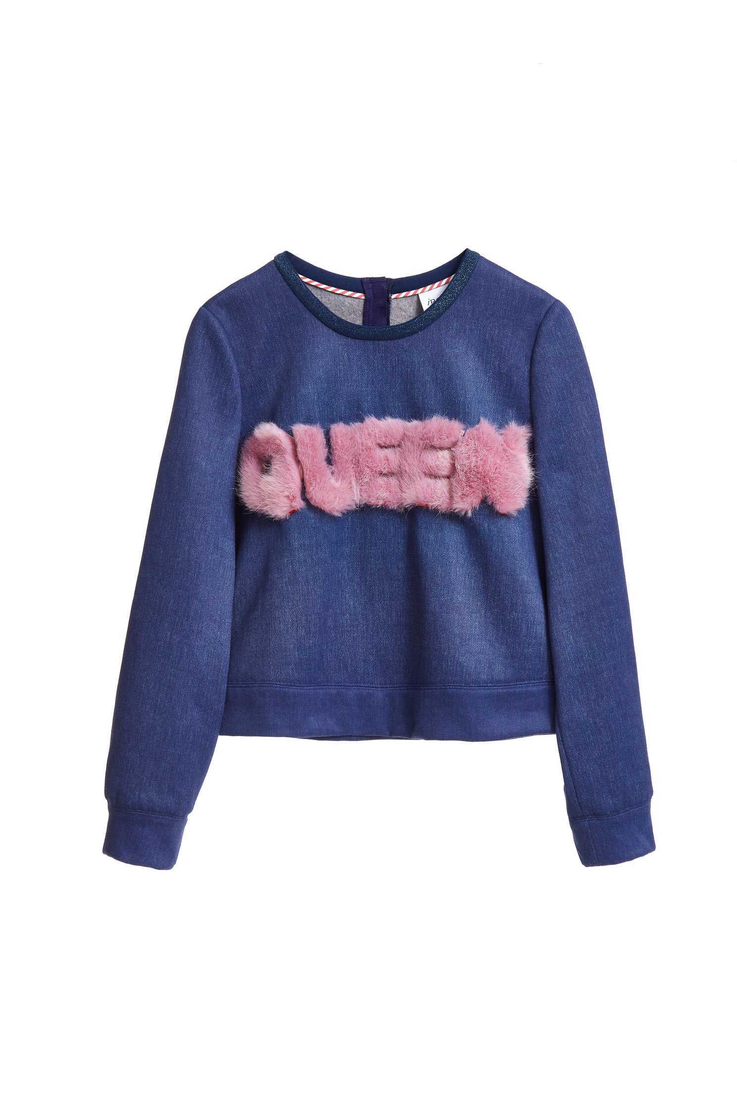 Three-dimensional lettering shirt,top,longsleevetop