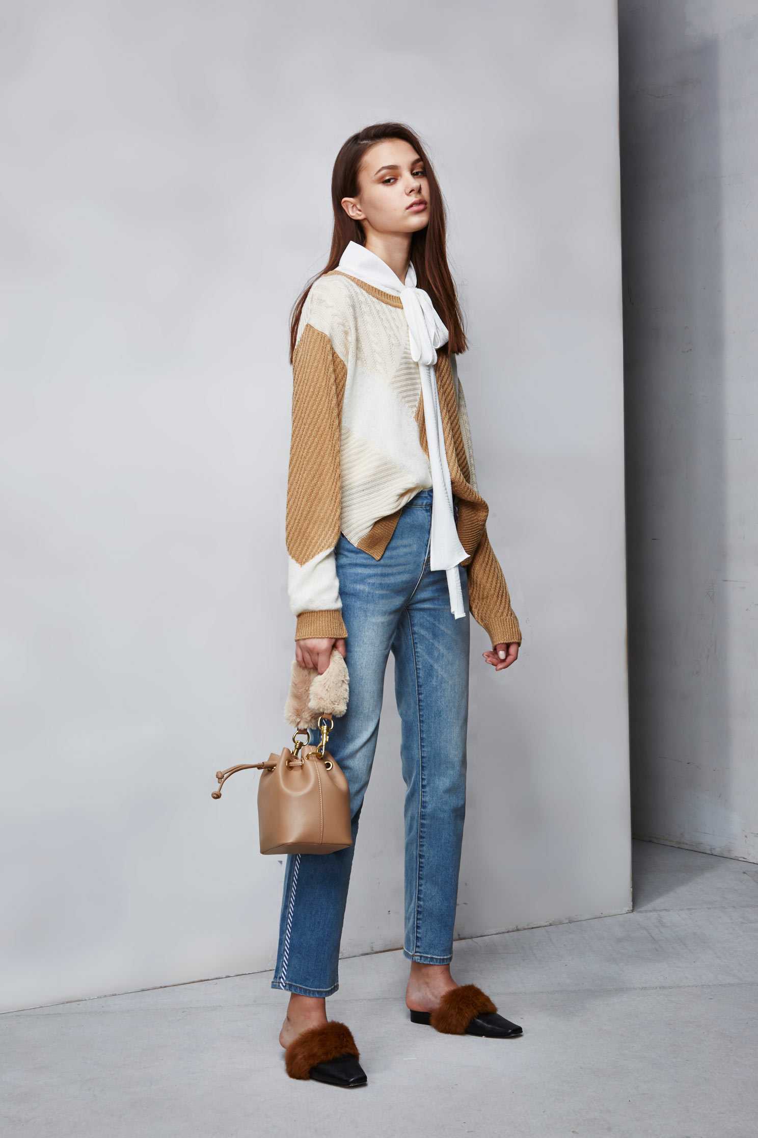 Khaki lump knitted top,Top,knitting,Knitted top,Knitted Top,長袖上衣