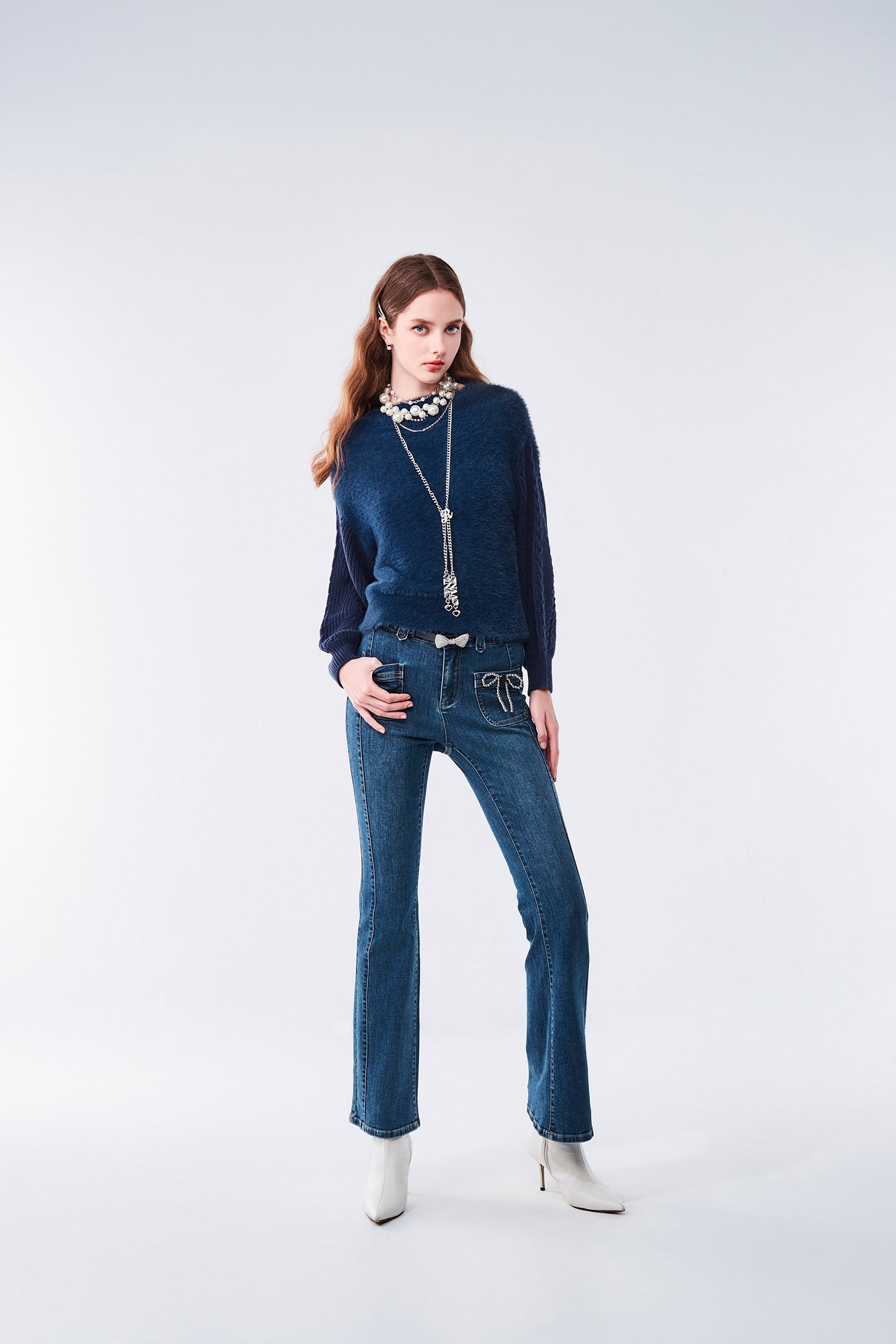 優雅午夜藍異材質針織上衣優雅午夜藍異材質針織上衣,上衣,秋冬穿搭,針織,針織衫