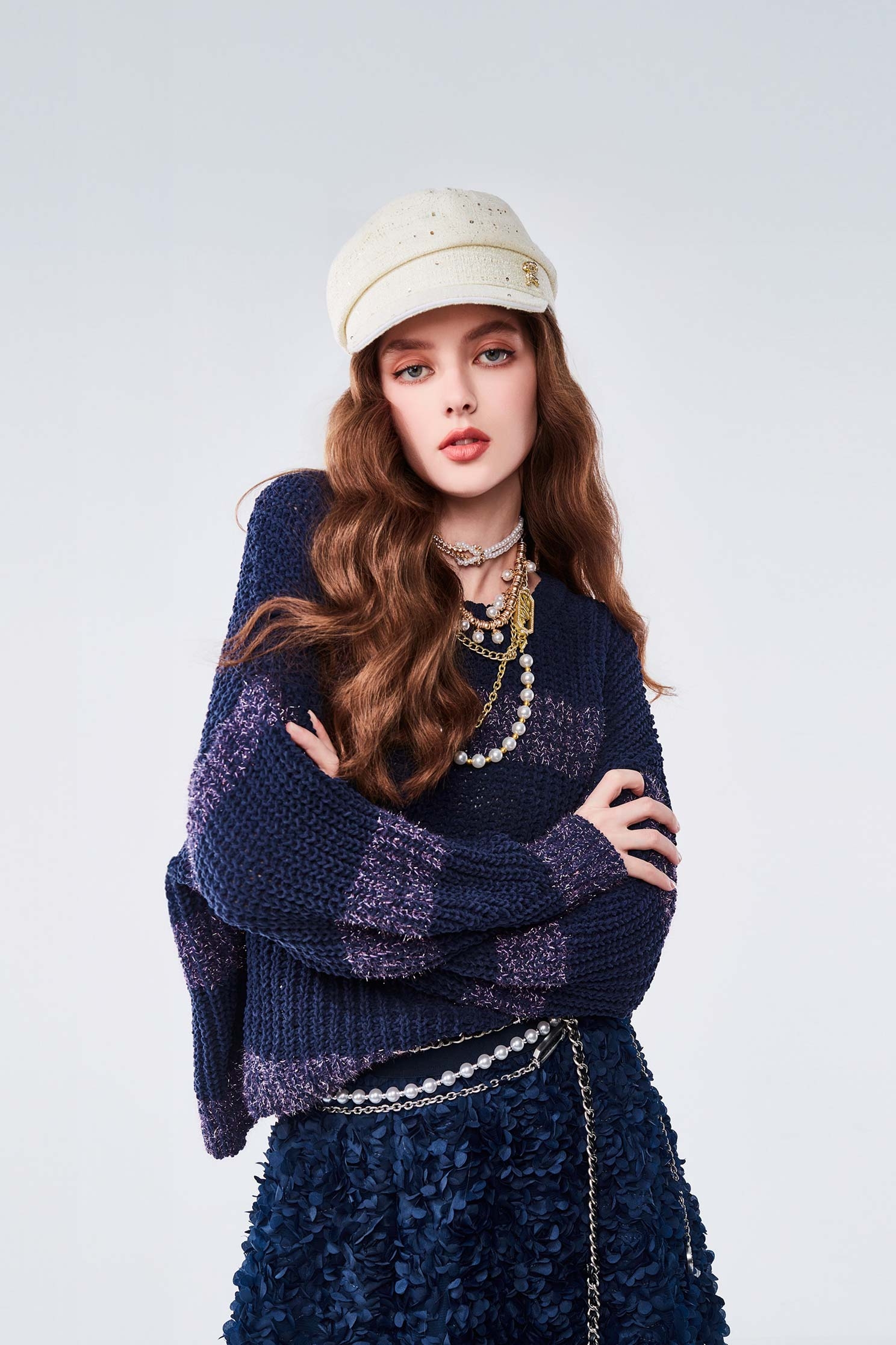 日式紫色光色條紋針織上衣日式紫色光色條紋針織上衣,上衣,條紋,秋冬穿搭,針織,針織衫