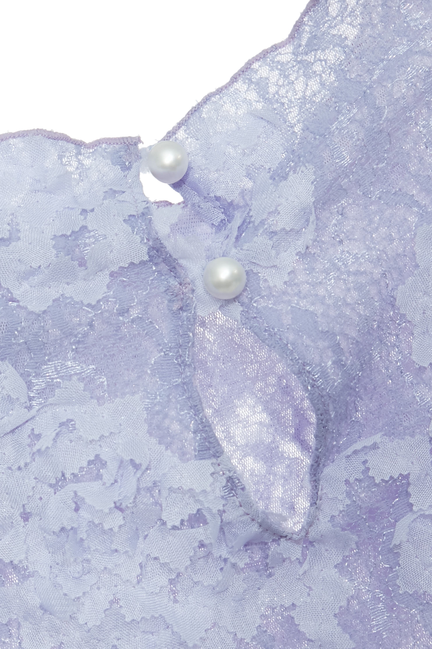 雲朵輕柔薰衣草色上衣雲朵輕柔薰衣草色上衣,上衣,人氣商品,秋冬穿搭,花花世界,蕾絲,蕾絲上衣