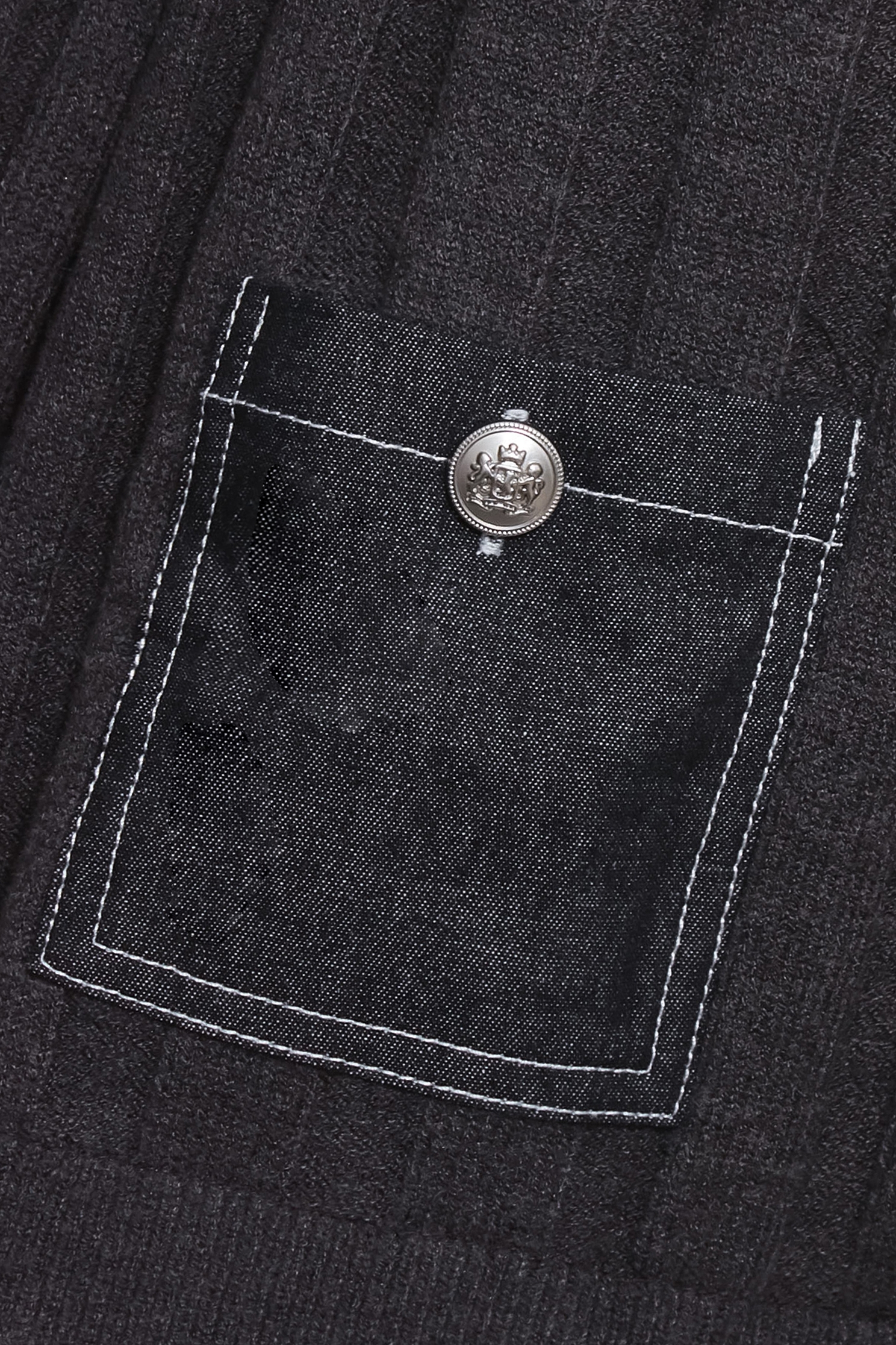 靜謐灰假兩件針織上衣靜謐灰假兩件針織上衣,上班OL穿搭,上衣,人氣商品,條紋,秋冬穿搭,簡約穿搭,約會特輯,襯衫,針織,針織上衣,針織衫