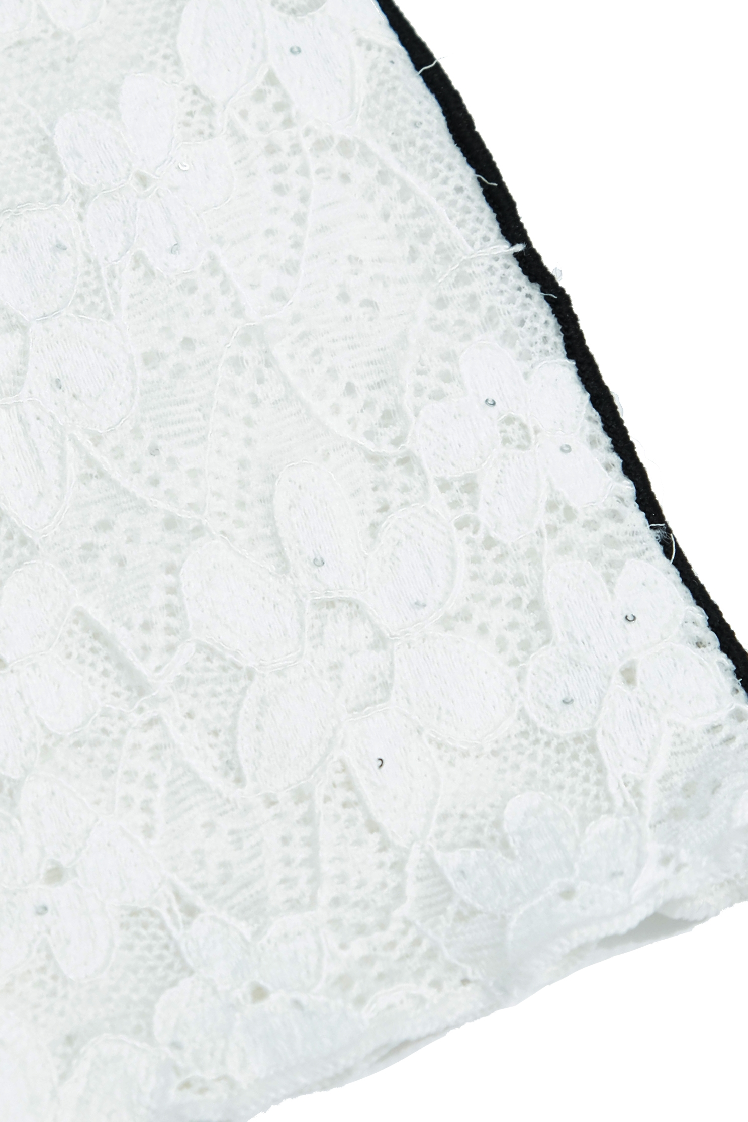 花卉蕾絲崁色邊上衣花卉蕾絲崁色邊上衣,上衣,內搭上衣,秋冬穿搭,花花世界,蕾絲,蕾絲上衣