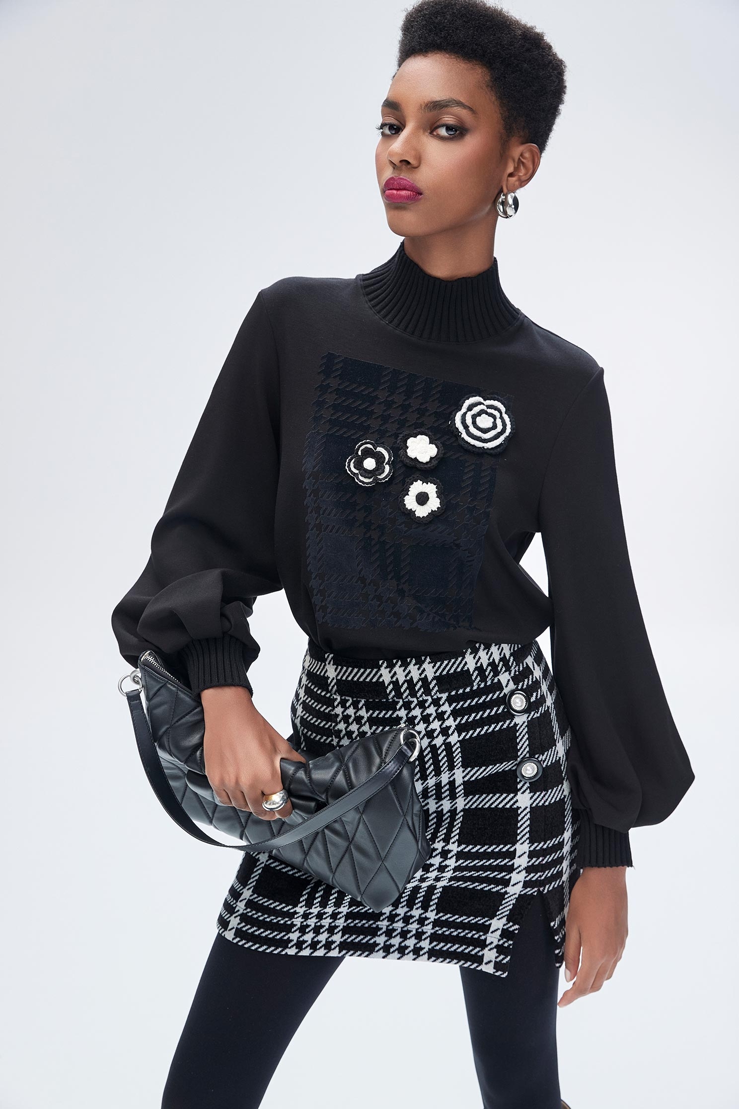 千鳥格紋植絨上衣千鳥格紋植絨上衣,上衣,人氣商品,格紋,秋冬穿搭,花花世界,黑色上衣