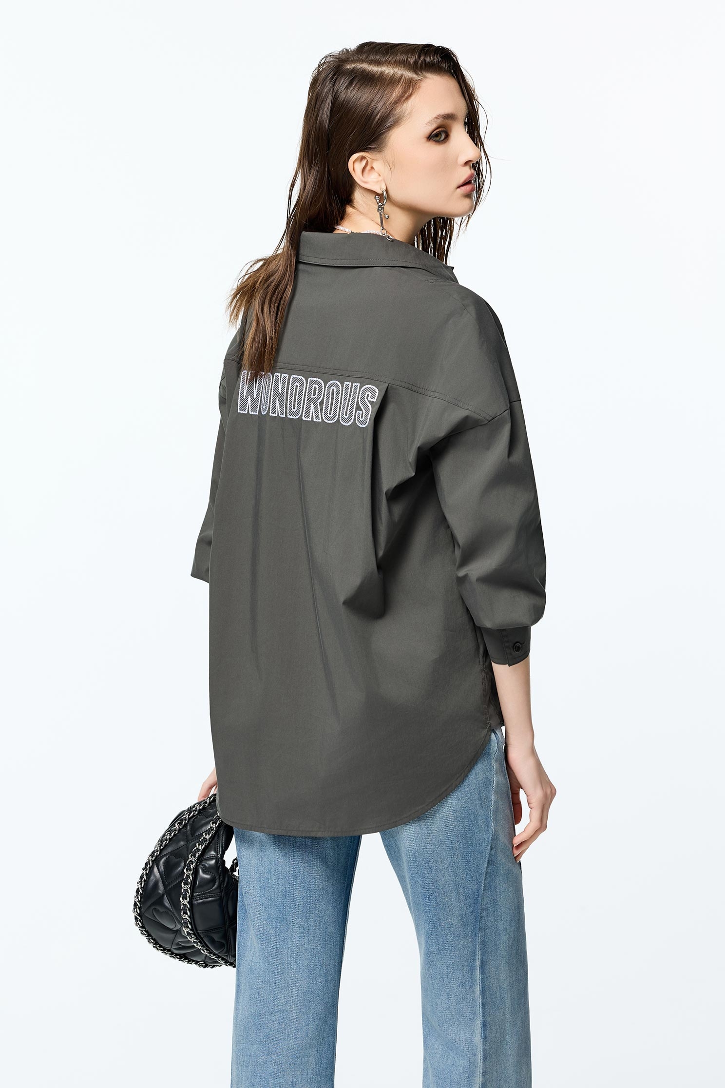 奇妙刺繡單品上衣奇妙刺繡單品上衣,一般外套,上衣,刺繡,外套,秋冬穿搭,襯衫