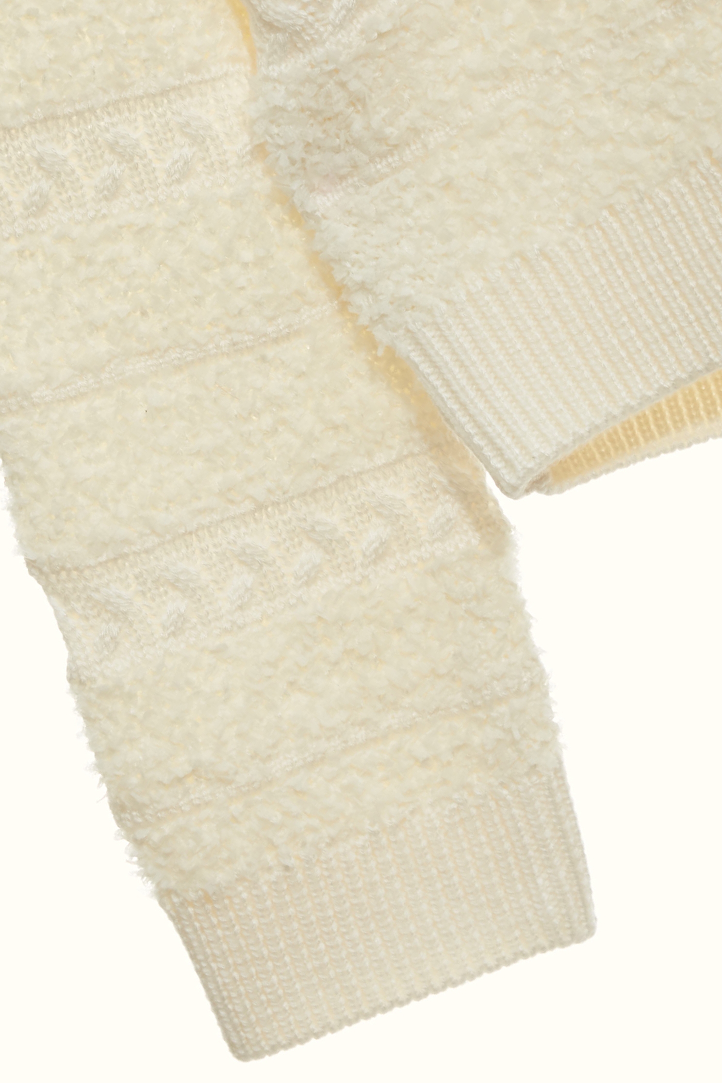 偽鑲蕾絲造型針織上衣偽鑲蕾絲造型針織上衣,上衣,條紋,白色上衣,秋冬穿搭,蕾絲,針織,針織衫