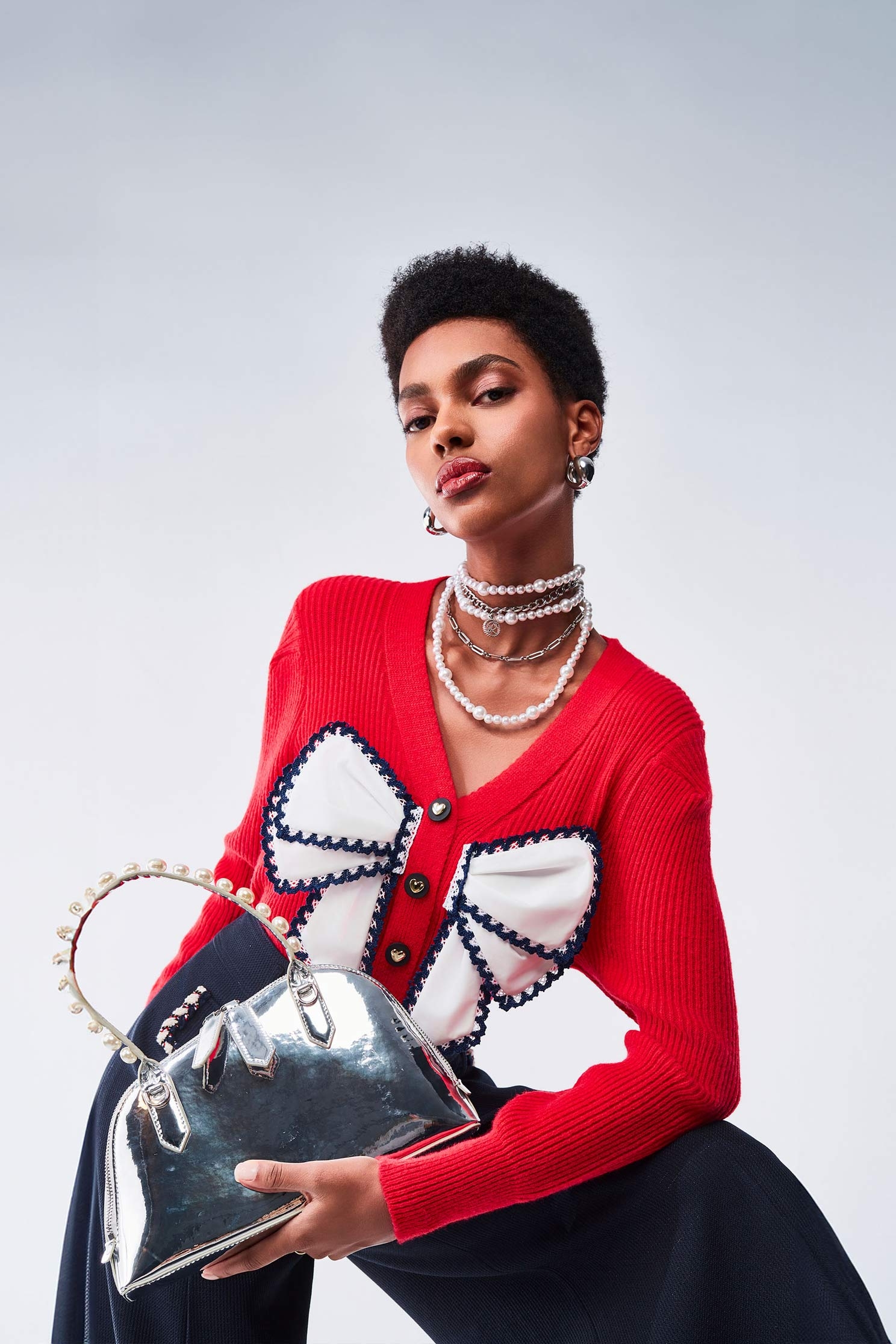 鑲邊蝴蝶結針織上衣鑲邊蝴蝶結針織上衣,上衣,小香風,秋冬穿搭,蝴蝶結,針織,針織衫