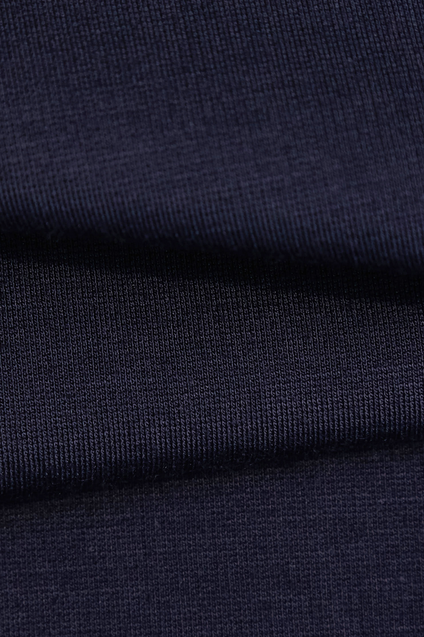 手工車花造型Ｔ恤上衣手工車花造型Ｔ恤上衣,T恤,上班OL穿搭,上衣,秋冬穿搭,簡約穿搭,約會特輯,花花世界