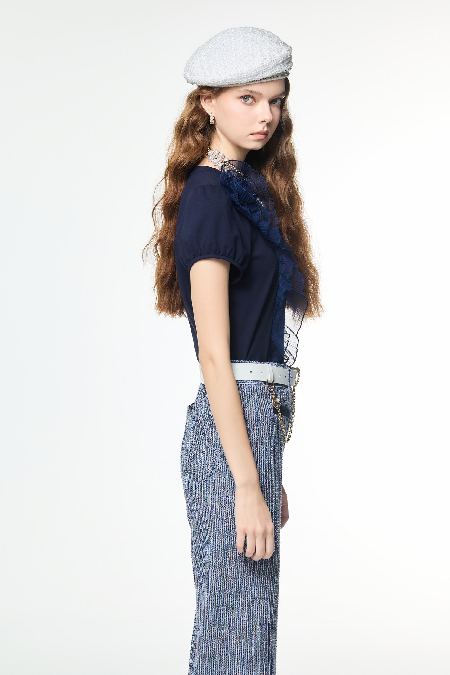 手工車花造型Ｔ恤上衣手工車花造型Ｔ恤上衣,T恤,上班OL穿搭,上衣,秋冬穿搭,簡約穿搭,約會特輯,花花世界