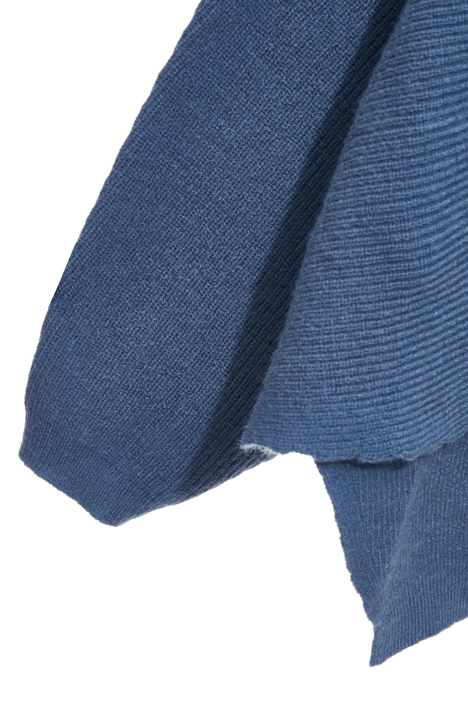 復古藍飛鼠袖針織上衣復古藍飛鼠袖針織上衣,上衣,秋冬穿搭,簡約穿搭,約會特輯,輕奢度假,輕奢渡假,針織,針織上衣,針織衫