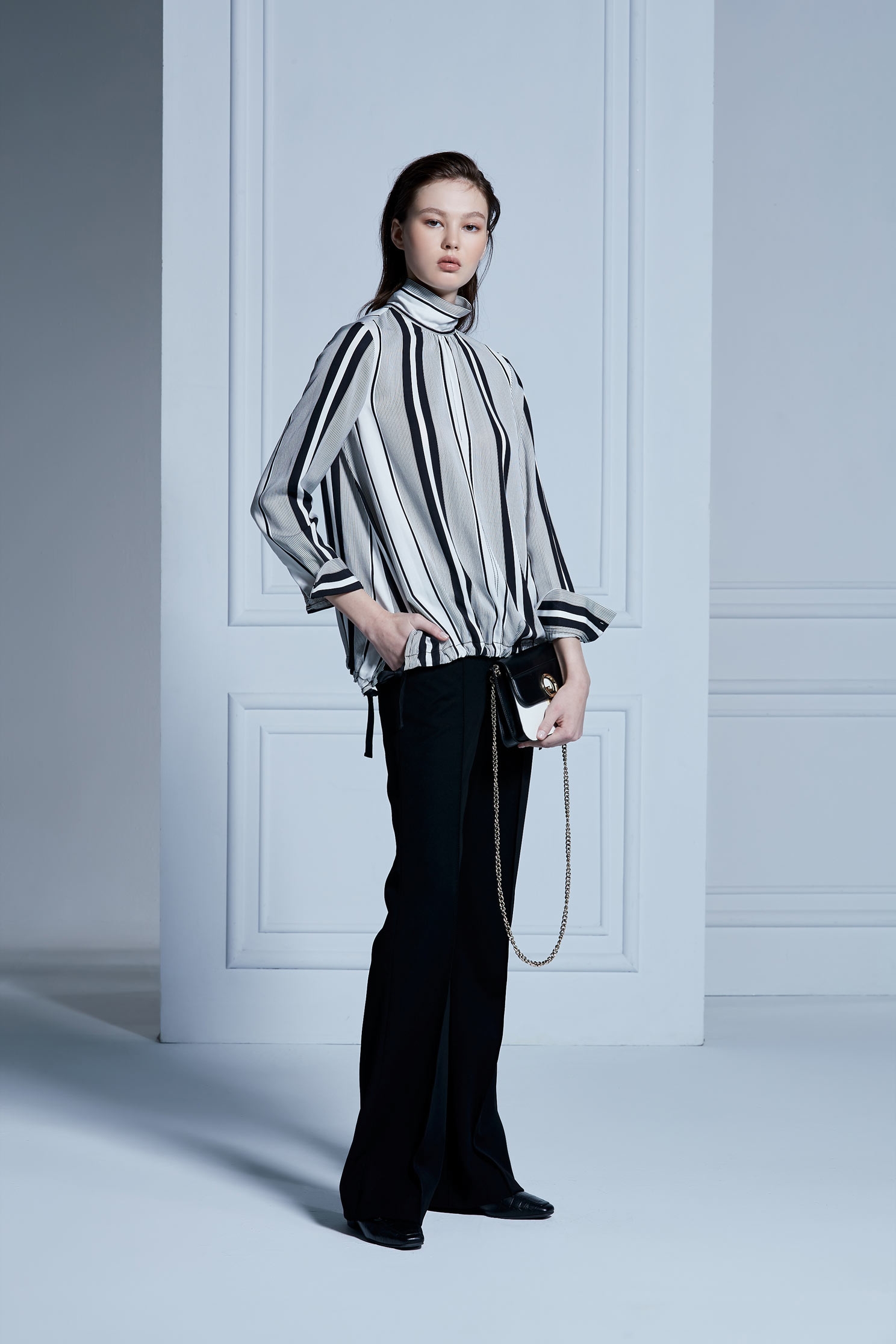 INVERTED LAPEL COLLAR top,Top,Rayon,Long top,長袖上衣