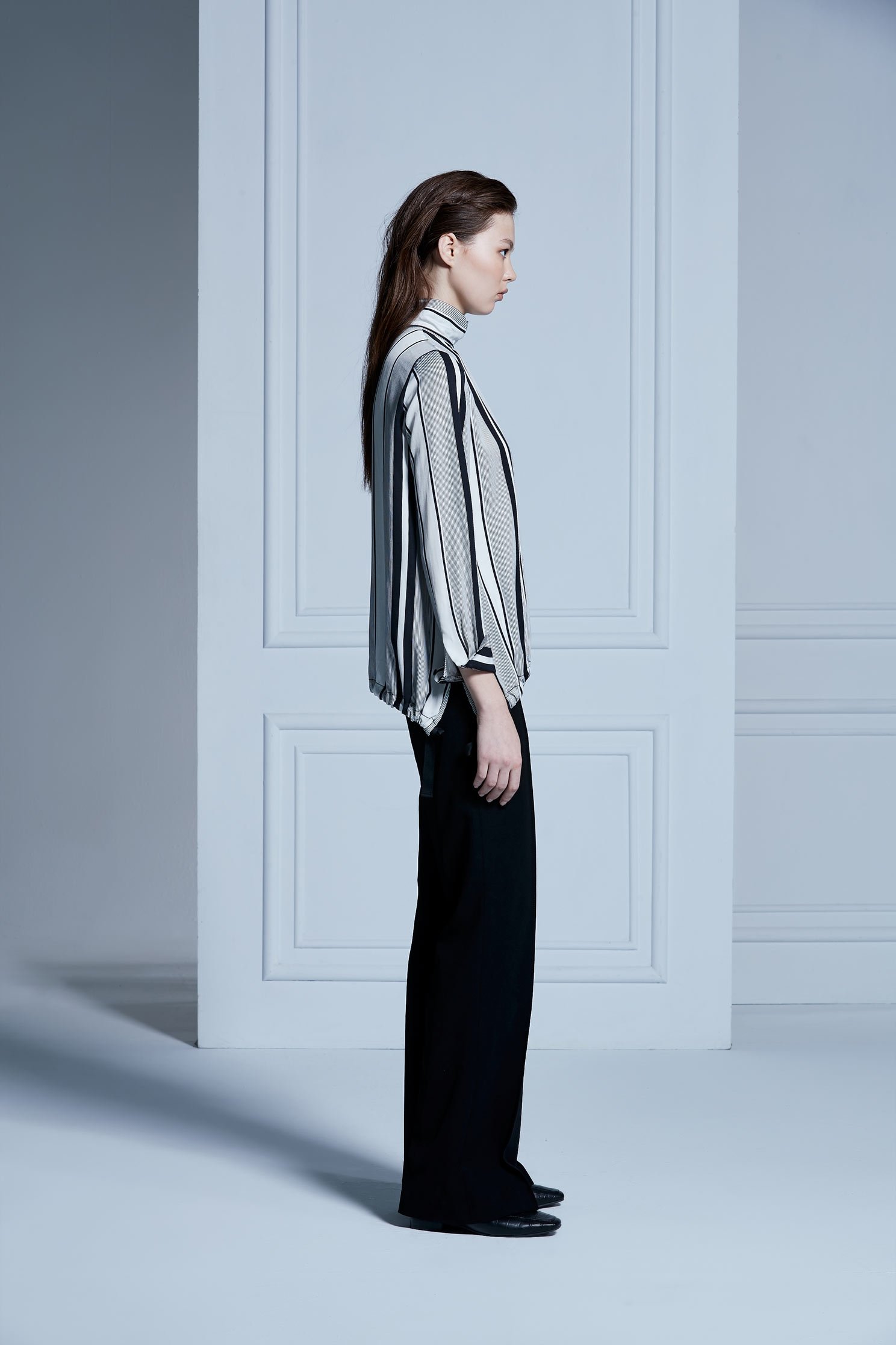 INVERTED LAPEL COLLAR top,Top,Rayon,Long top,長袖上衣