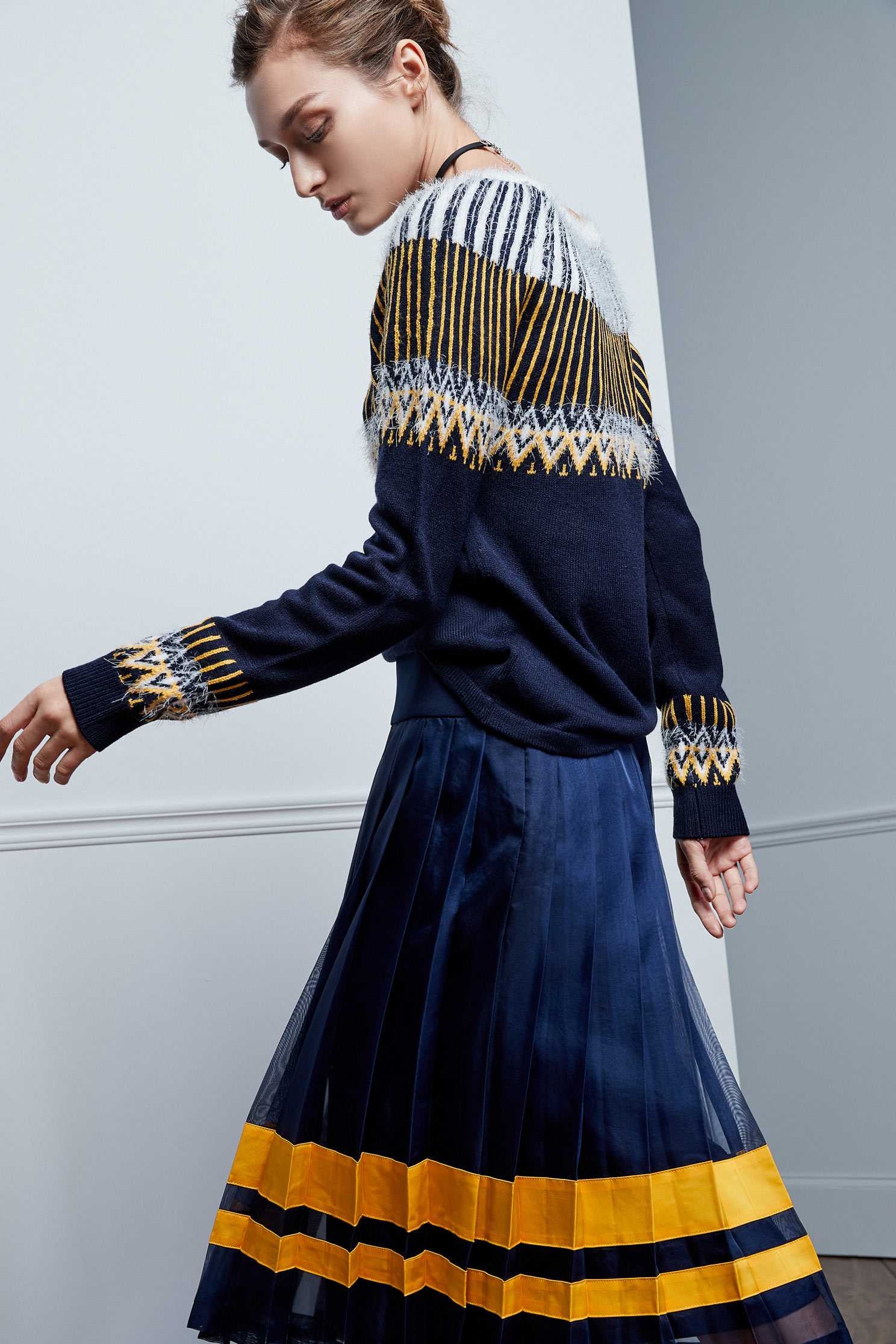 Floral ball collar knit tops,Top,圓領上衣,knitting,Knitted top,Knitted Top,長袖上衣