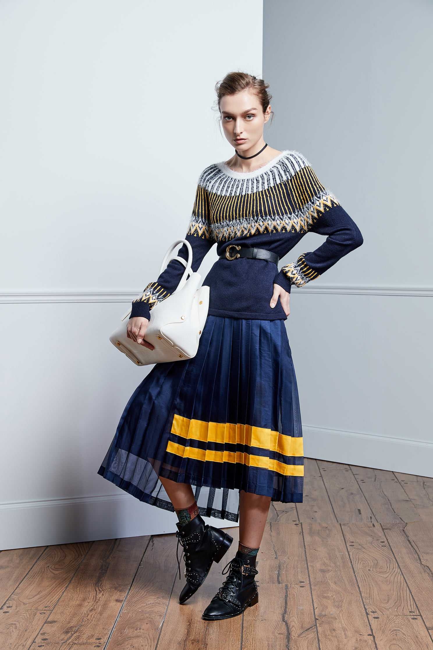 Floral ball collar knit tops,Top,圓領上衣,knitting,Knitted top,Knitted Top,長袖上衣
