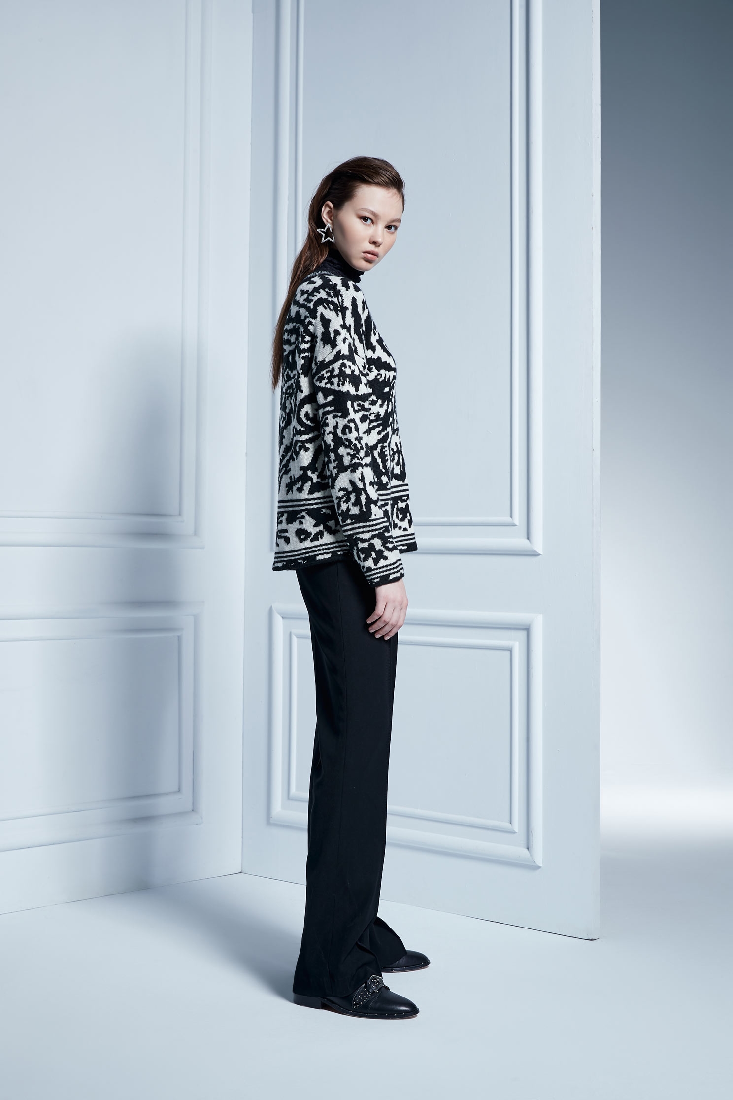 Patterned color knitwear,roundnecktop,knitting,knittedtop,knittedtop,longsleevetop