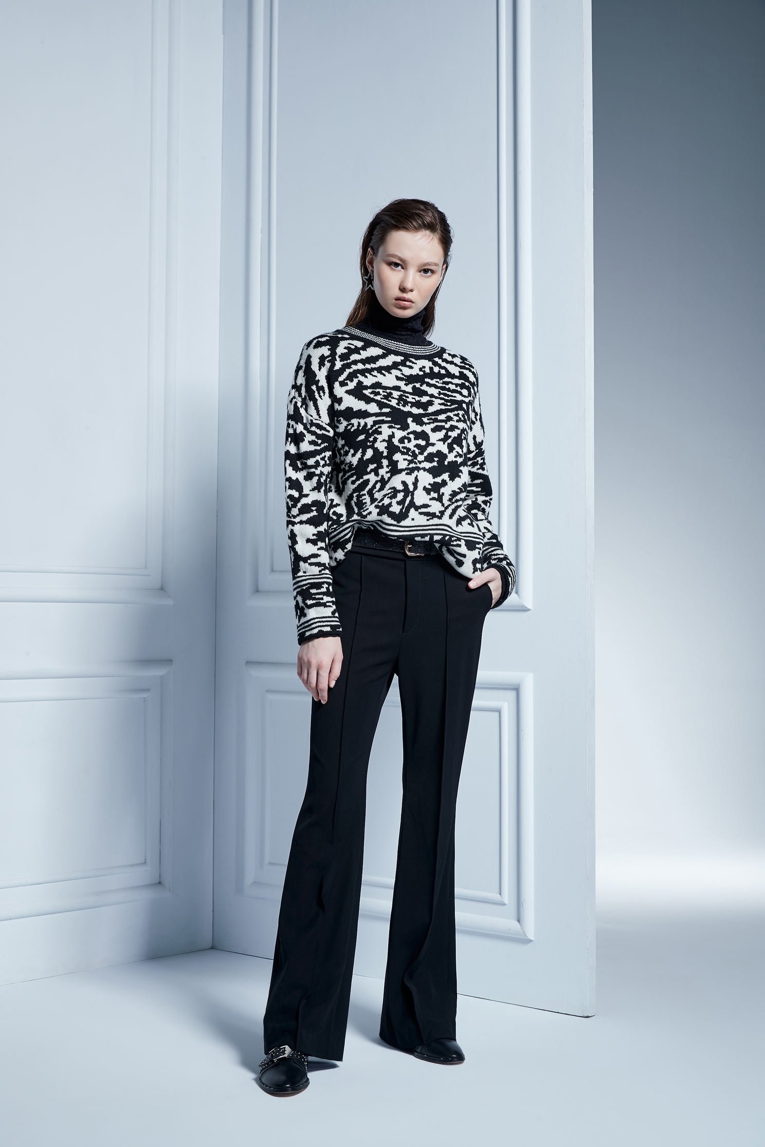 Patterned color knitwear,roundnecktop,knitting,knittedtop,knittedtop,longsleevetop