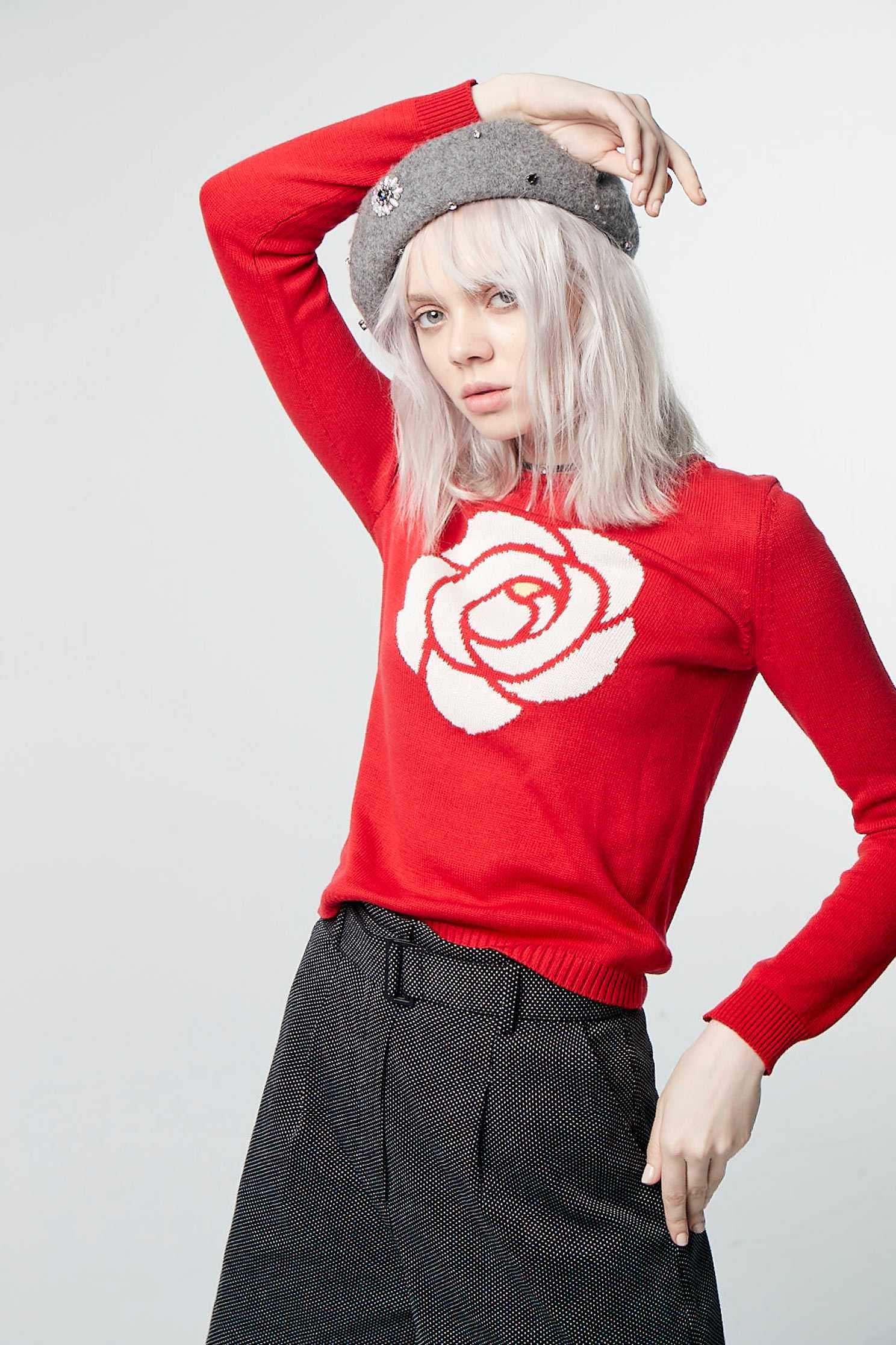 A rose sweater,圓領上衣,knitting,Knitted top,Knitted Top,長袖上衣,黑色上衣