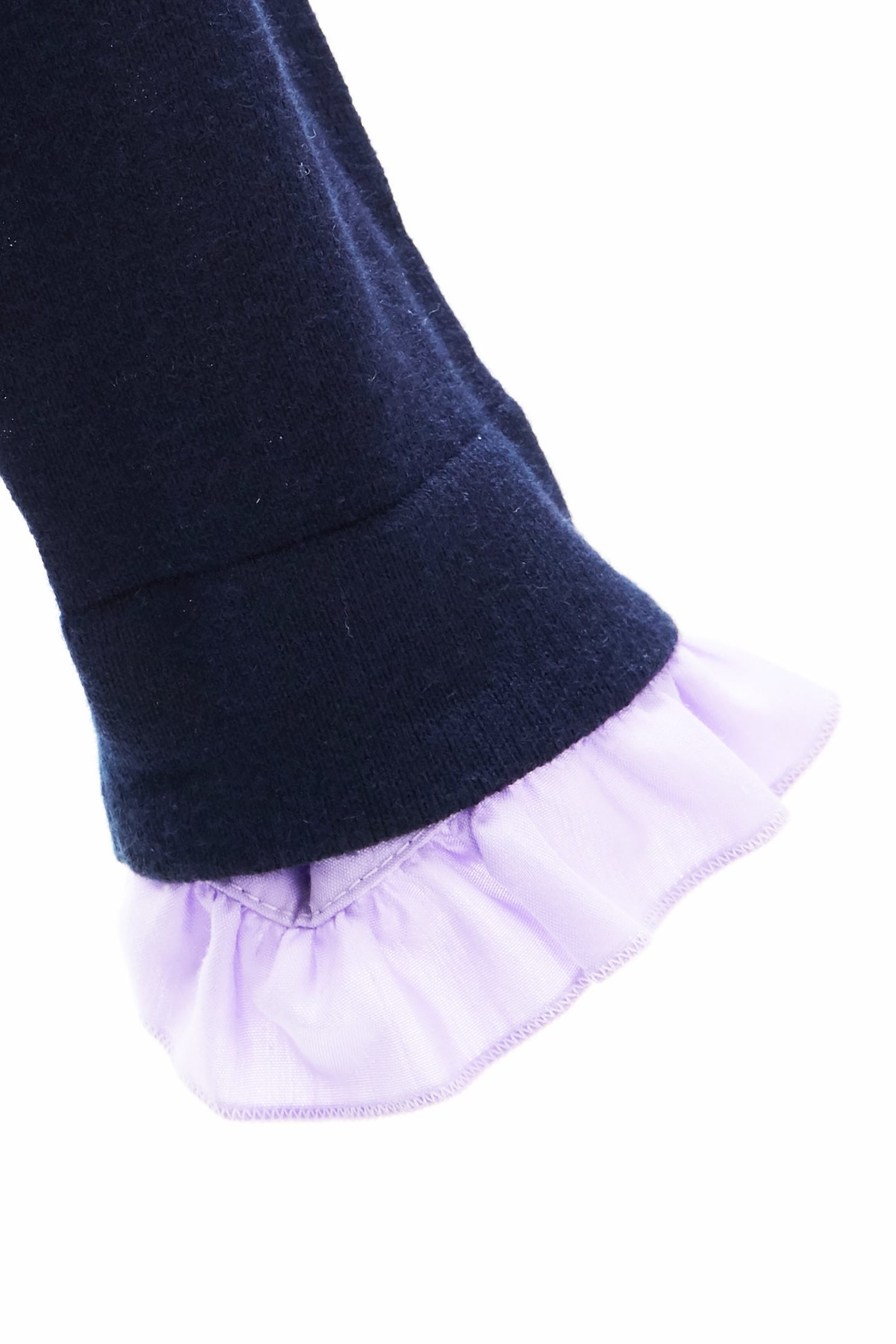 鑲銀河丁香紫針織上衣鑲銀河丁香紫針織上衣,上衣,春夏穿搭,約會特輯,荷葉,針織,針織衫