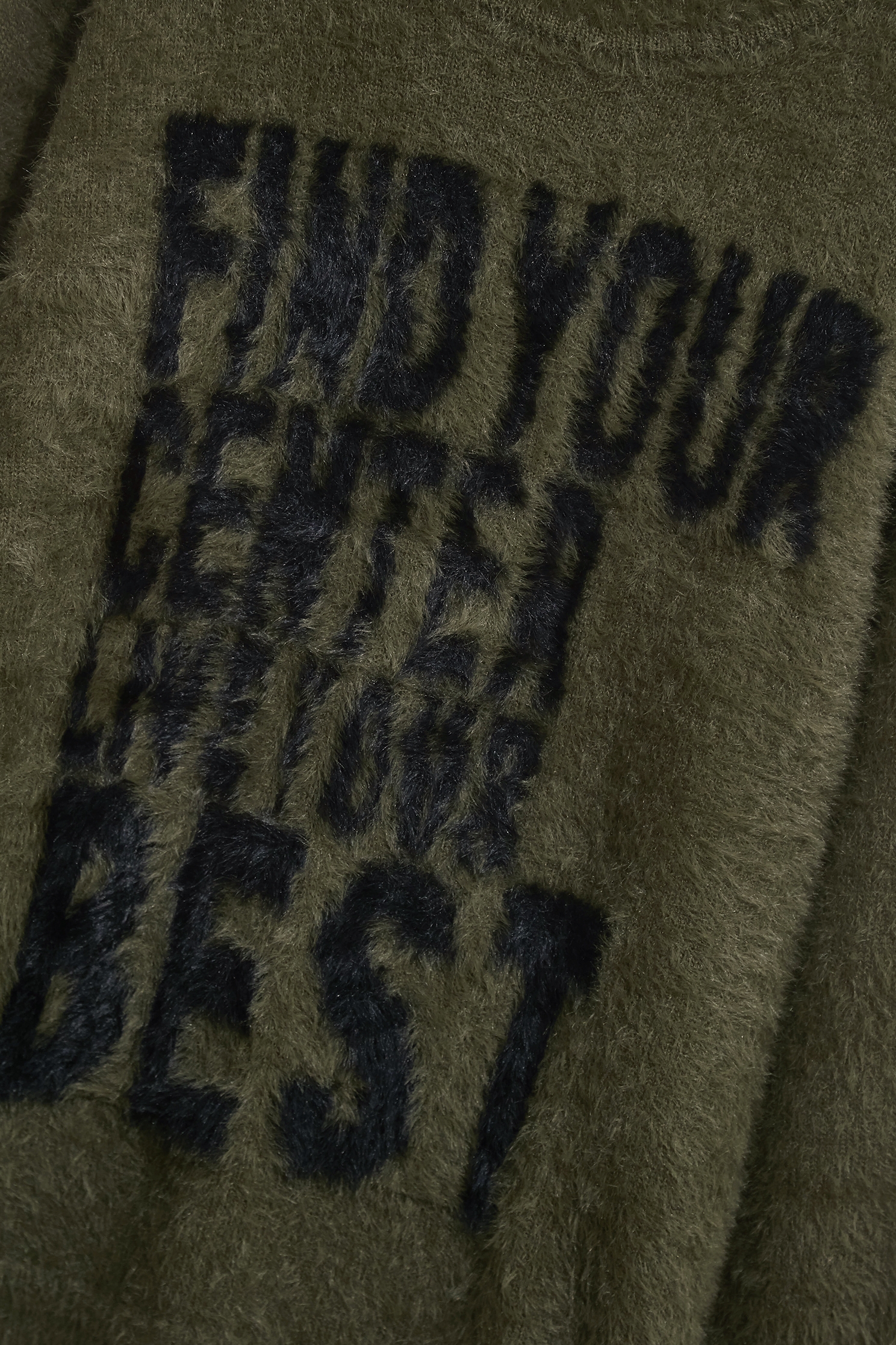 神秘綠崁字串針織上衣神秘綠崁字串針織上衣,上衣,秋冬穿搭,針織,針織衫