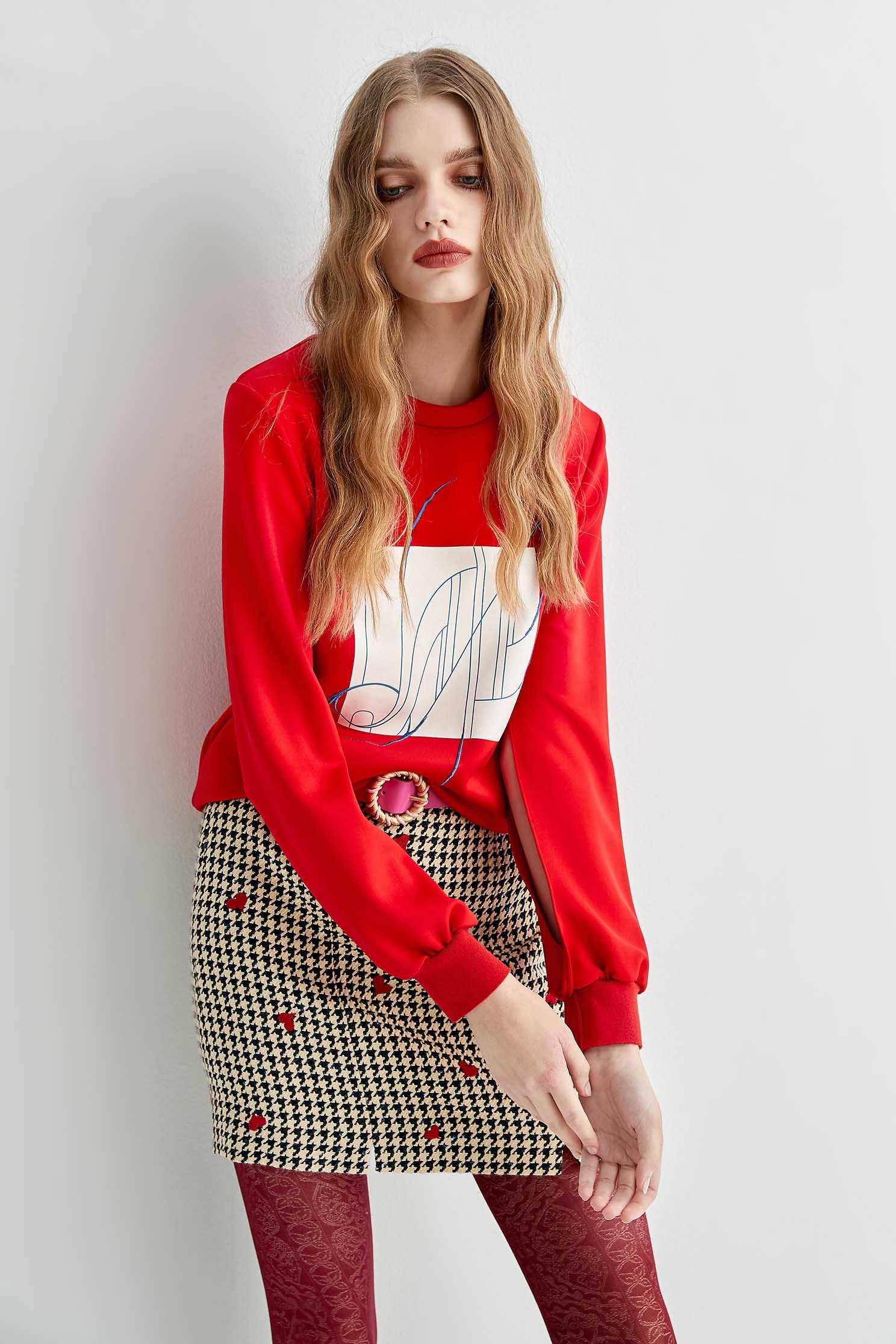 Embroidered printed red guard,top,embroidery,embroideredtop,roundnecktop,embroidered,embroideredtop,longsleevetop