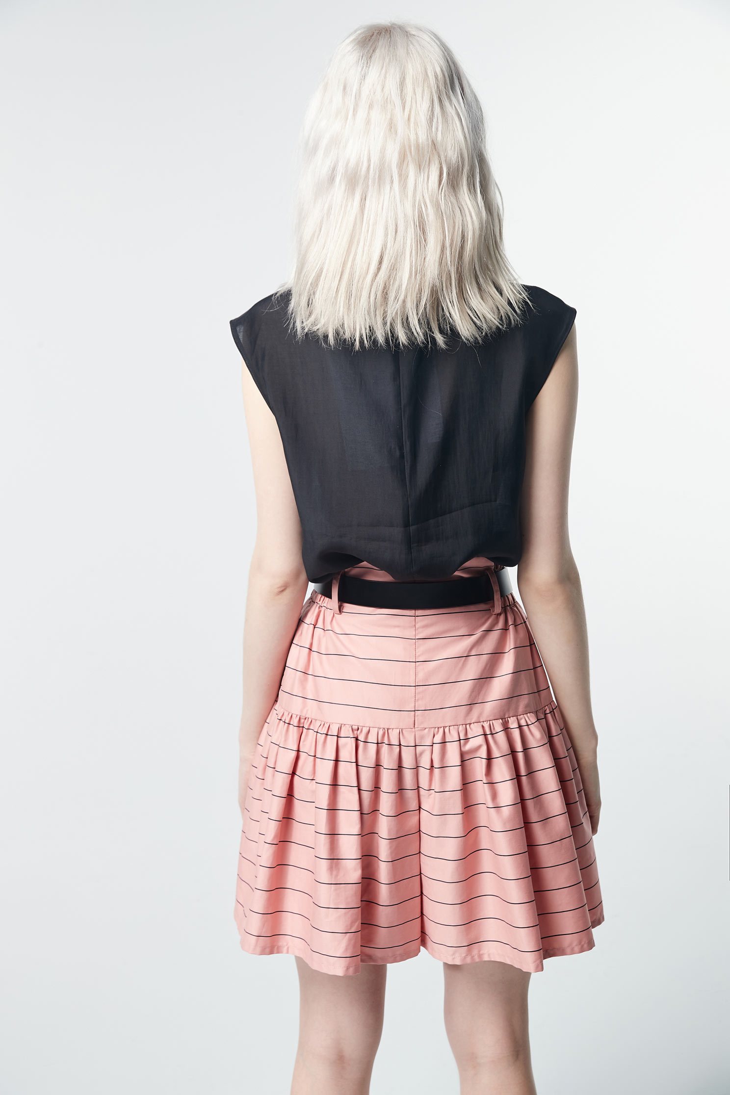 Front collar strap top,top,shortsleevetop,i-select,blacktop