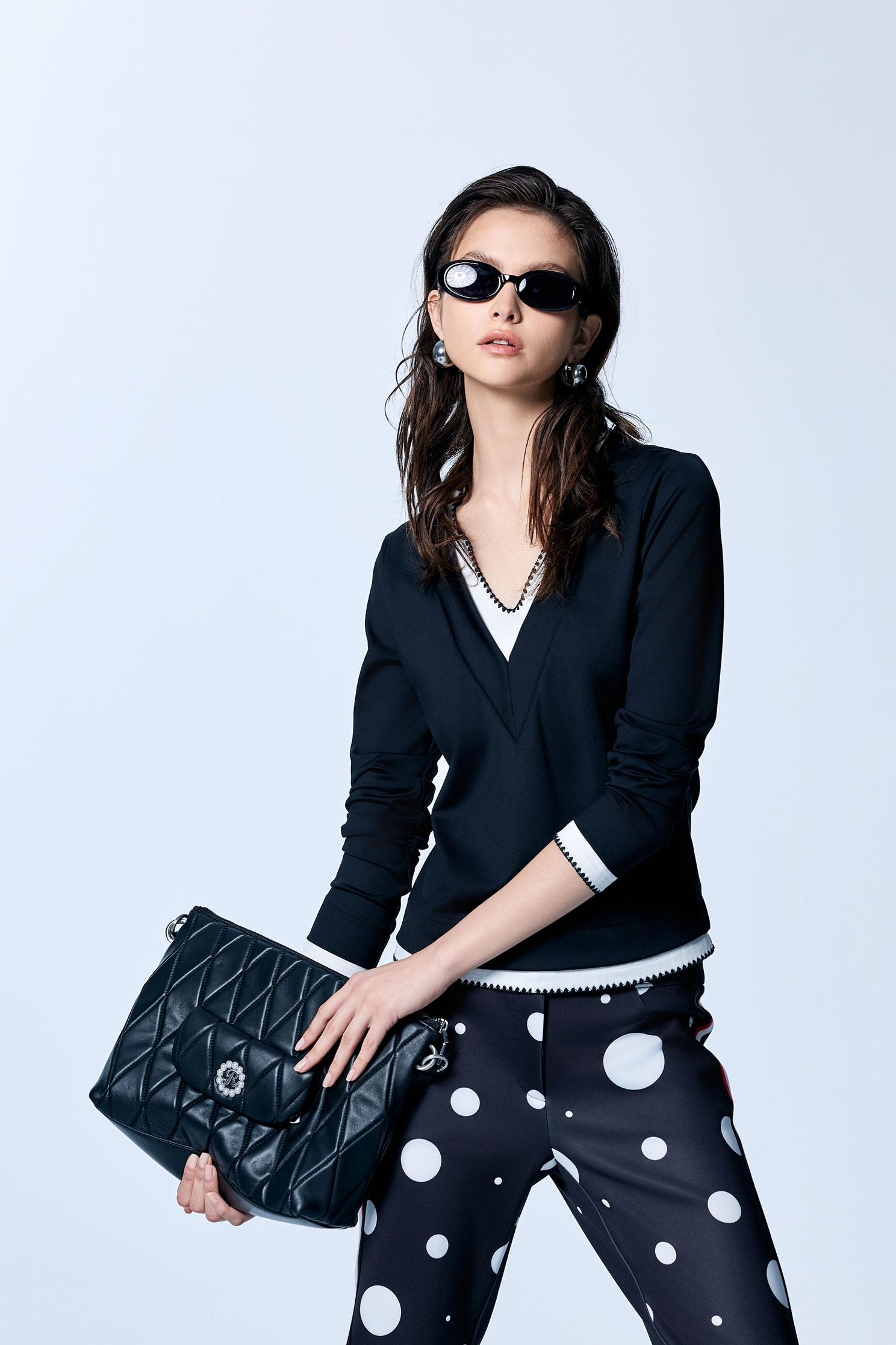 假兩件膠原蛋白上衣假兩件膠原蛋白上衣,上衣,人氣商品,春夏穿搭,黑色上衣