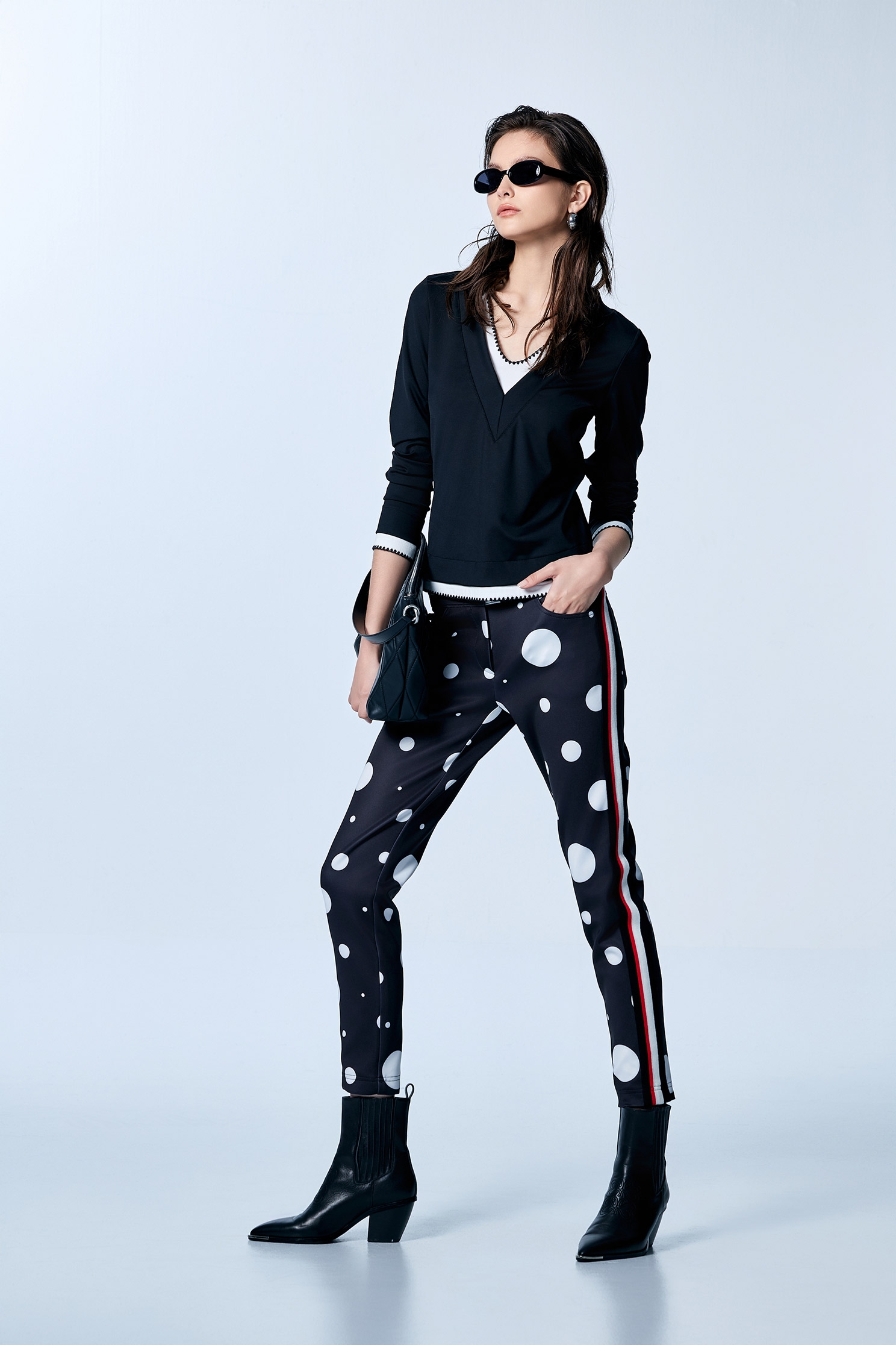 假兩件膠原蛋白上衣假兩件膠原蛋白上衣,上衣,人氣商品,春夏穿搭,黑色上衣