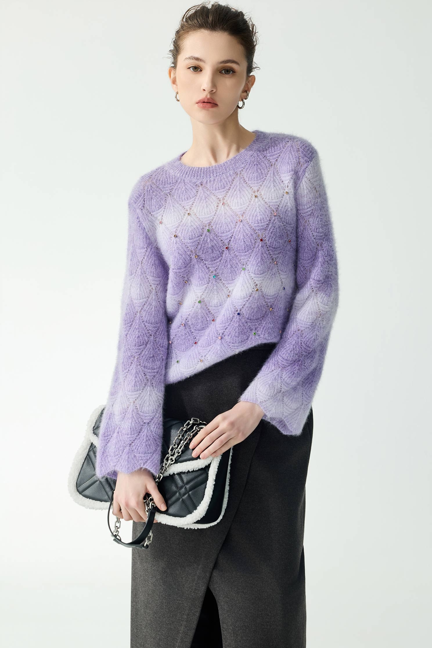 銀河丁香紫漸層針織銀河丁香紫漸層針織,上衣,人氣商品,條紋,秋冬穿搭,約會特輯,針織,針織上衣,針織衫